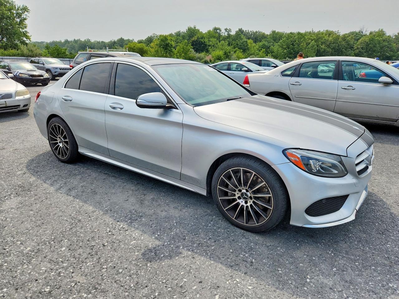 2015 Mercedes-benz C 300 4matic Silver vin: 55SWF4KB6FU073199