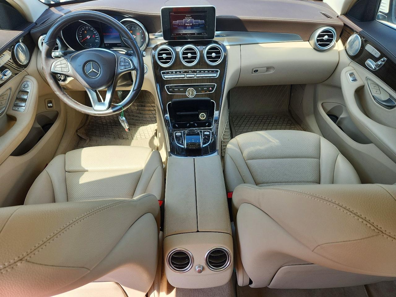 2015 Mercedes-benz C 300 4matic White vin: 55SWF4KB6FU084056