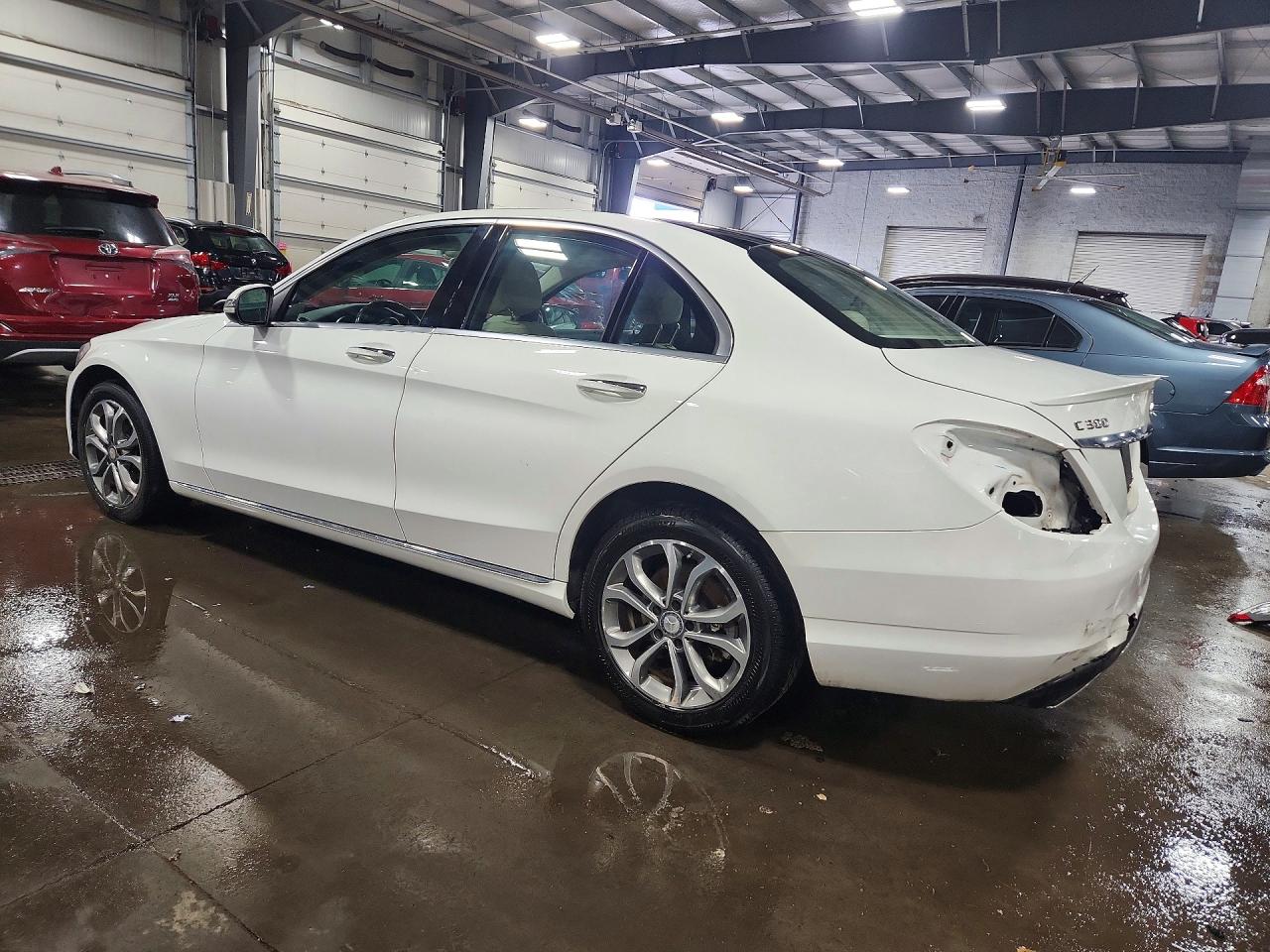 2016 Mercedes-benz C 300 4matic White vin: 55SWF4KB6GU107756