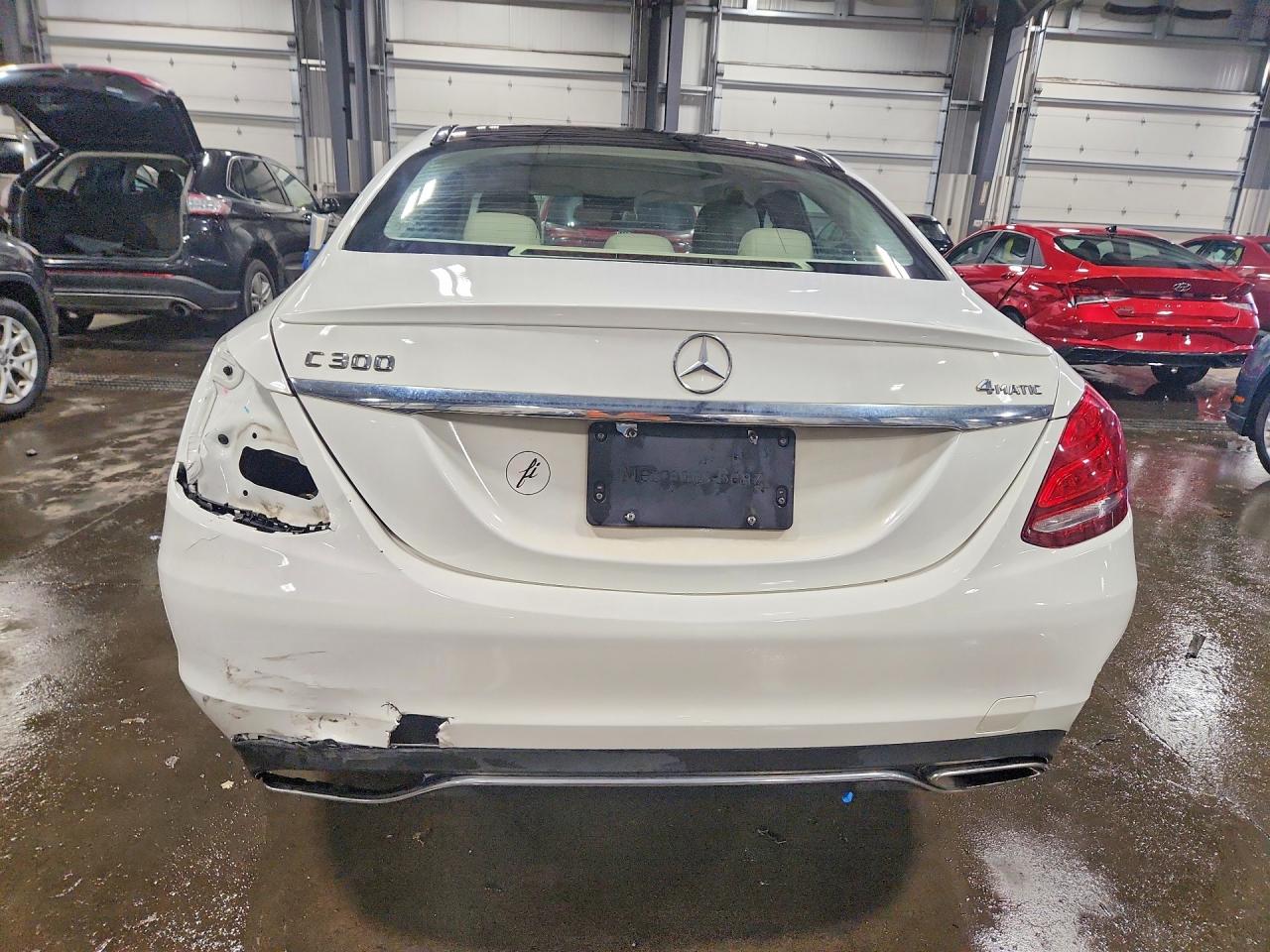2016 Mercedes-benz C 300 4matic White vin: 55SWF4KB6GU107756