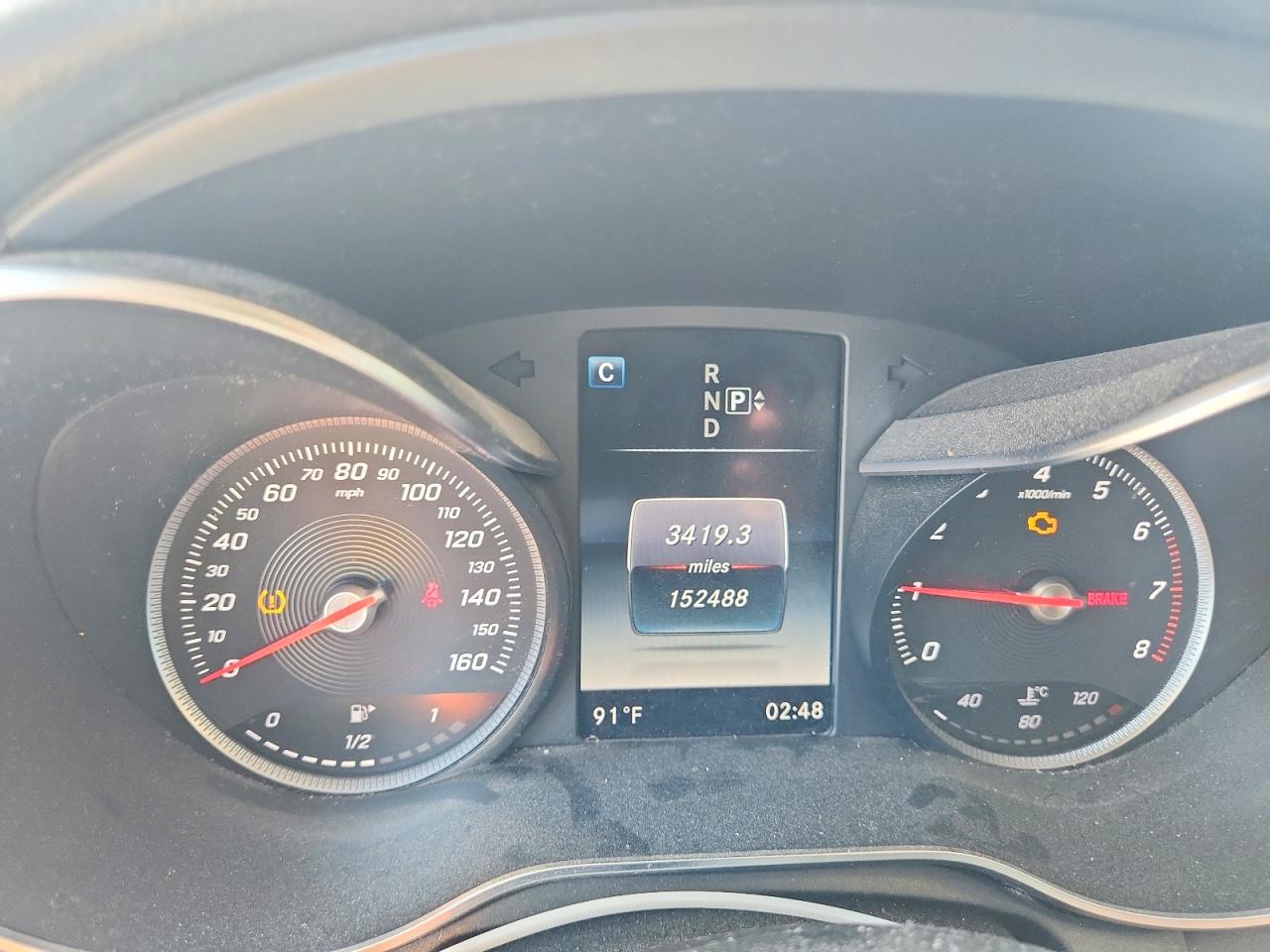 2015 Mercedes-benz C 300 4matic Серебряный vin: 55SWF4KB7FU000813