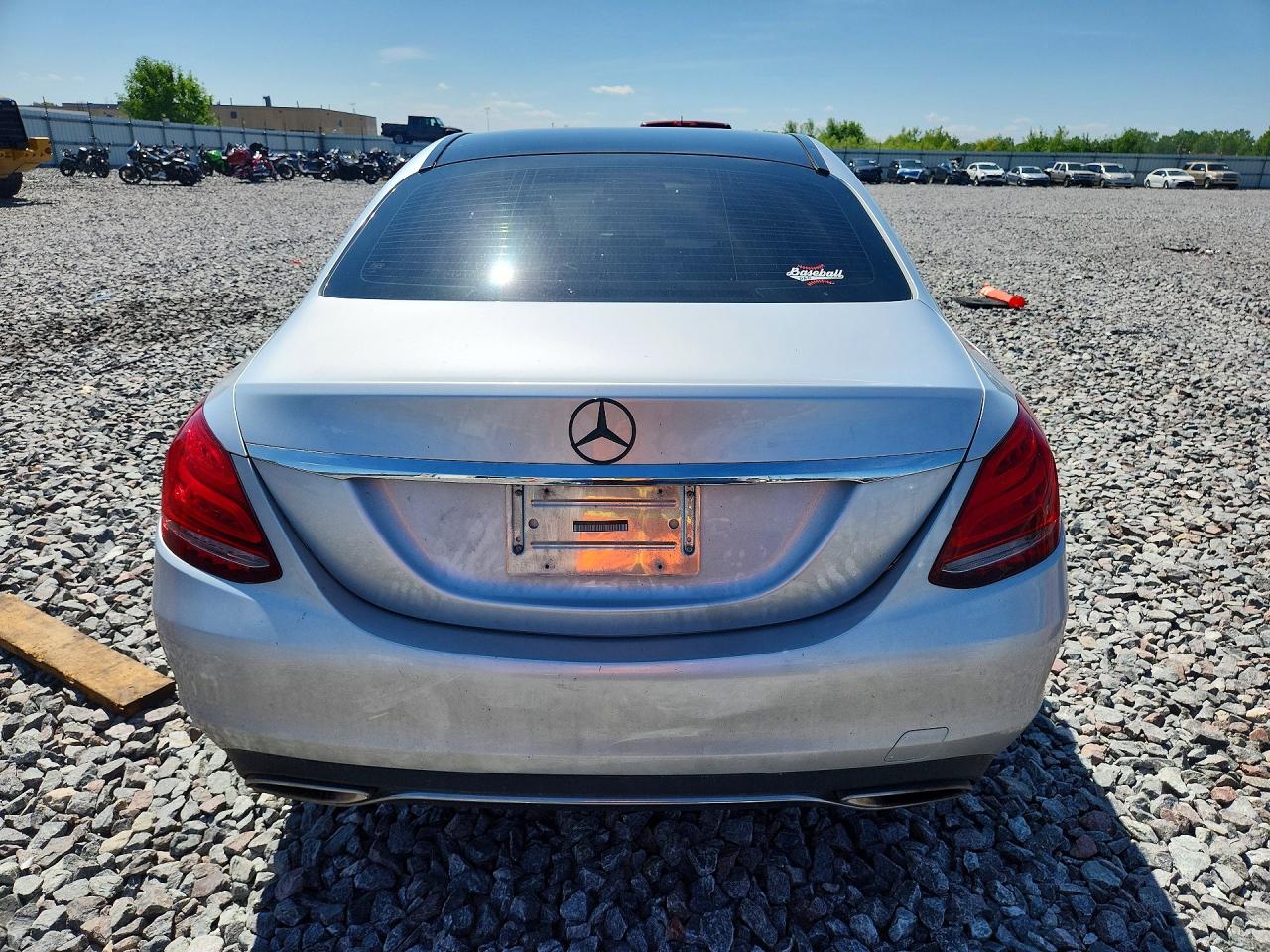 2015 Mercedes-benz C 300 4matic Серебряный vin: 55SWF4KB7FU000813