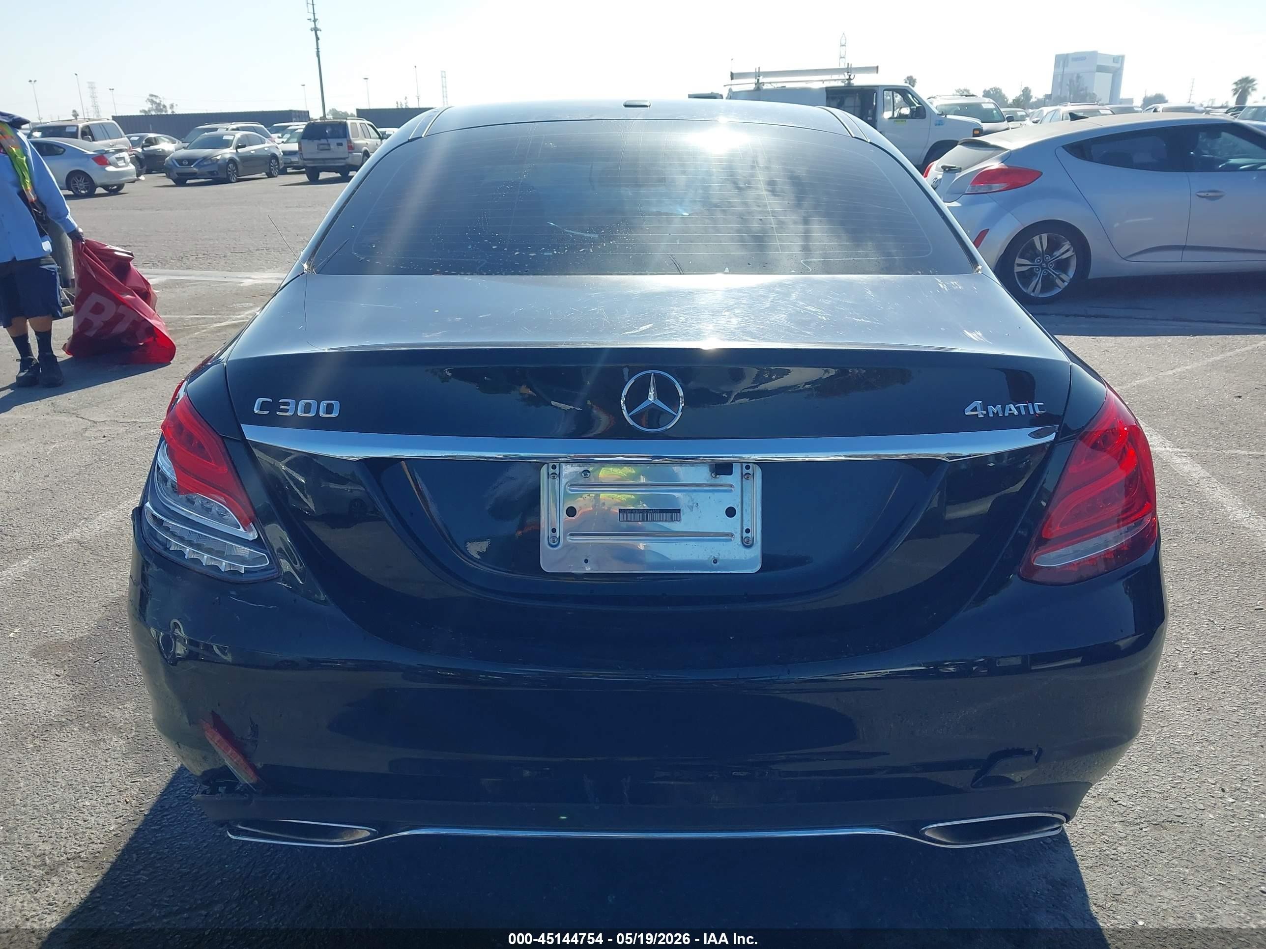 2015 Mercedes-benz C 300 4matic Black vin: 55SWF4KB7FU004408