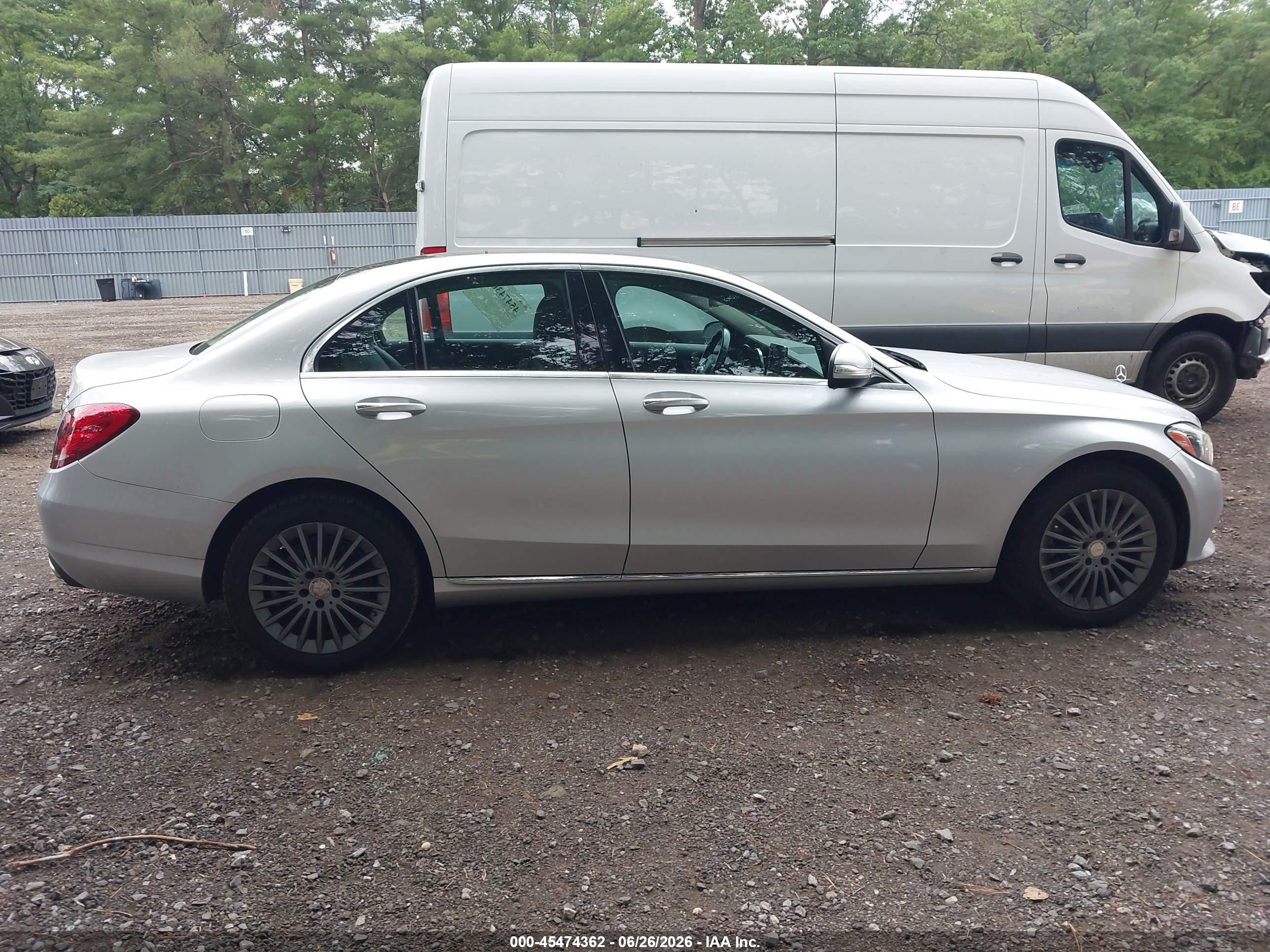 2015 Mercedes-benz C 300 Luxury 4matic Silver vin: 55SWF4KB7FU009057
