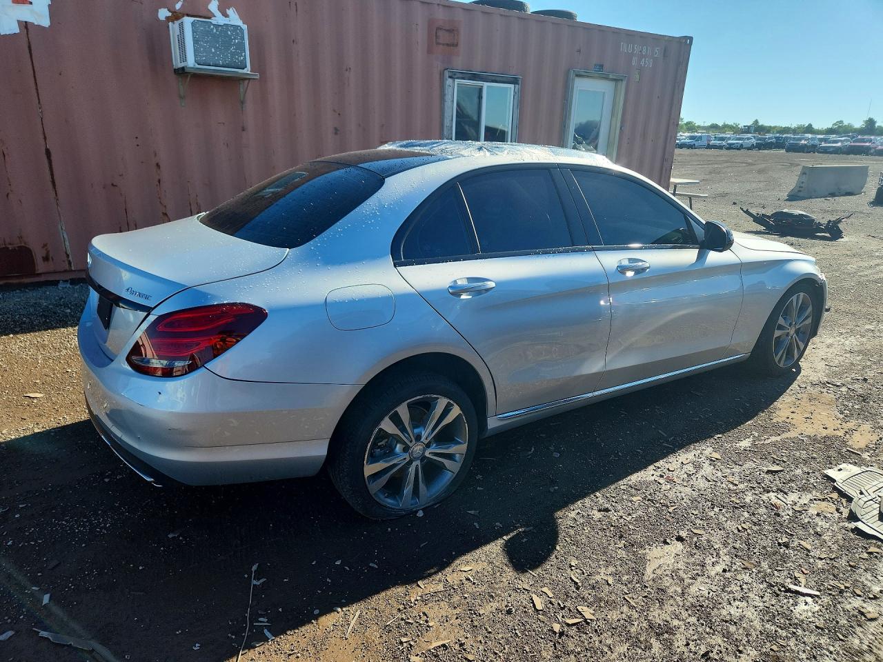 2015 Mercedes-benz C 300 4matic Silver vin: 55SWF4KB7FU012427