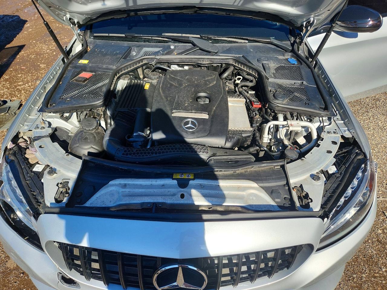 2015 Mercedes-benz C 300 4matic Silver vin: 55SWF4KB7FU012427