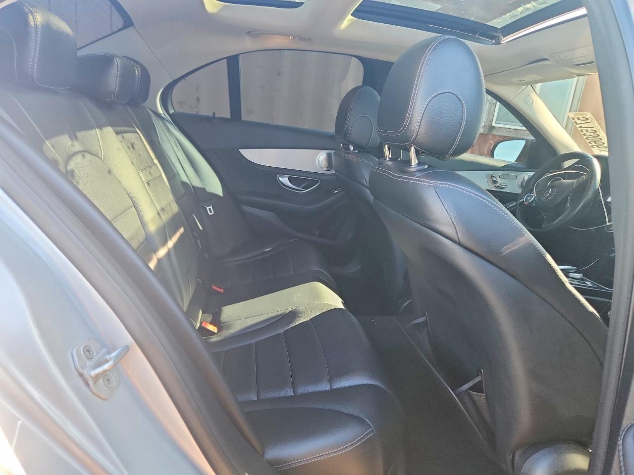 2015 Mercedes-benz C 300 4matic Silver vin: 55SWF4KB7FU012427