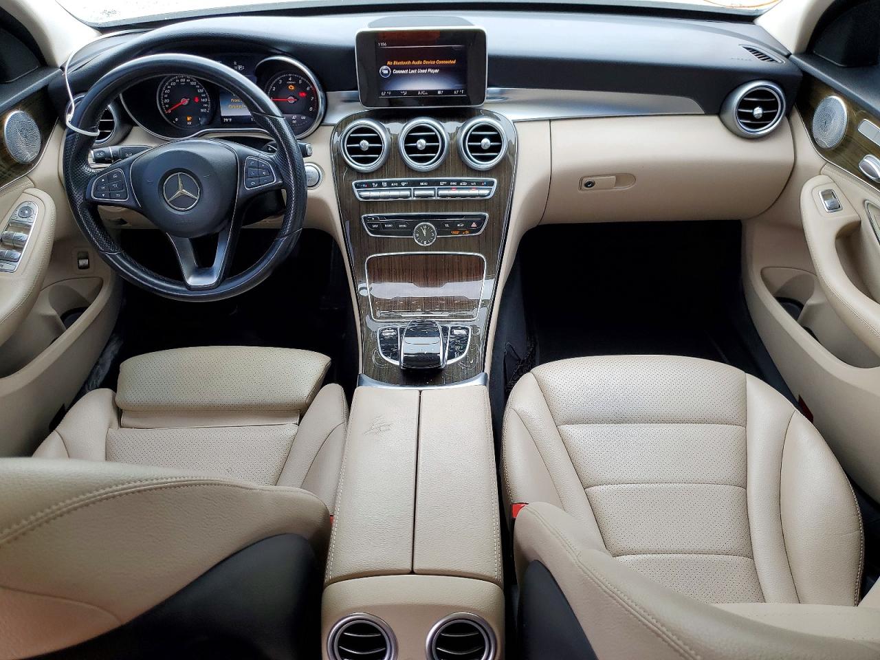 2015 Mercedes-benz C 300 4matic White vin: 55SWF4KB7FU021418