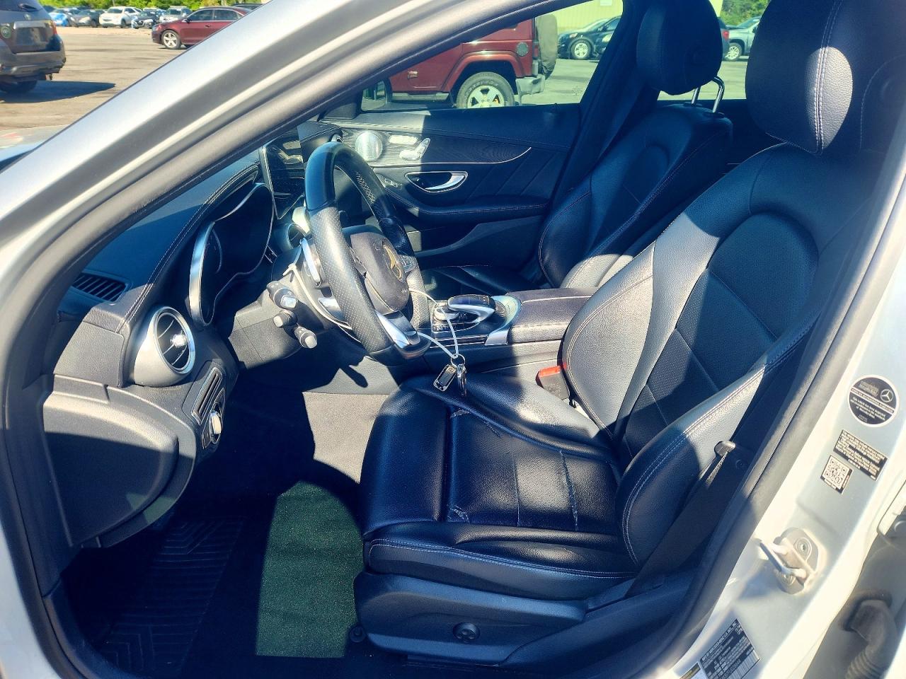 2015 Mercedes-benz C 300 4matic Silver vin: 55SWF4KB7FU028644