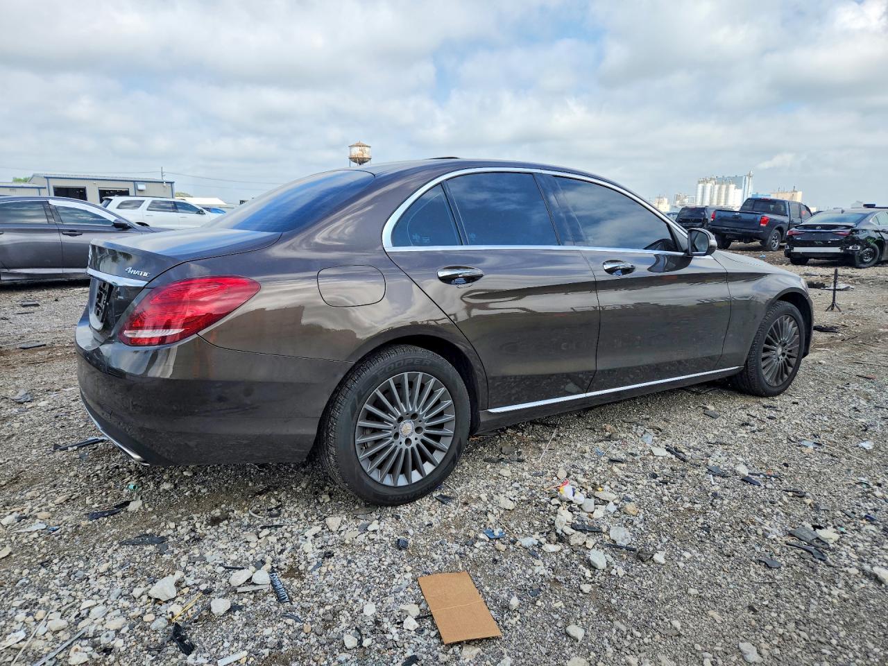 2015 Mercedes-benz C 300 4matic Brown vin: 55SWF4KB7FU035741