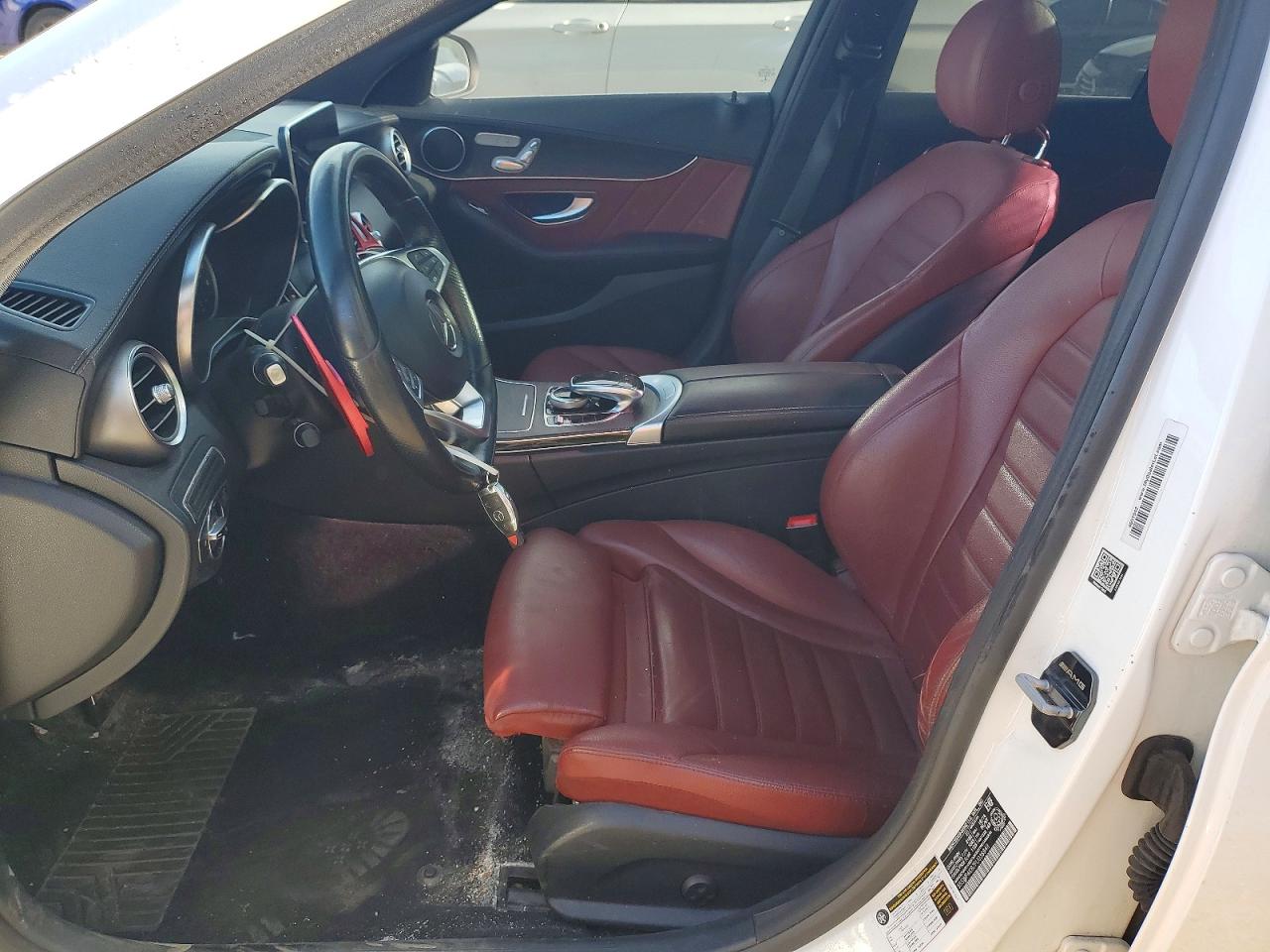 2015 Mercedes-benz C 300 4matic White vin: 55SWF4KB7FU038848