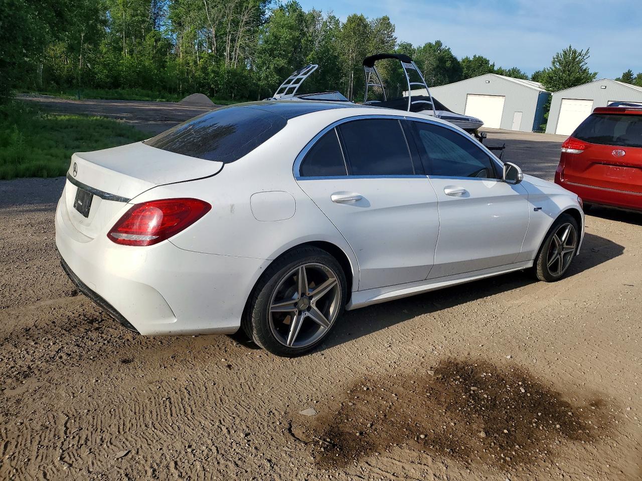 2015 Mercedes-benz C 300 4matic White vin: 55SWF4KB7FU038848