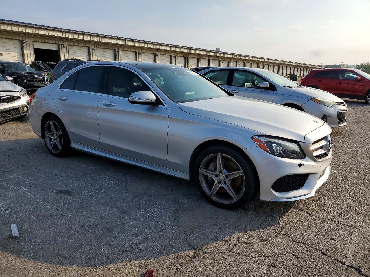 2015 Mercedes-benz C 300 4matic Silver vin: 55SWF4KB7FU041443