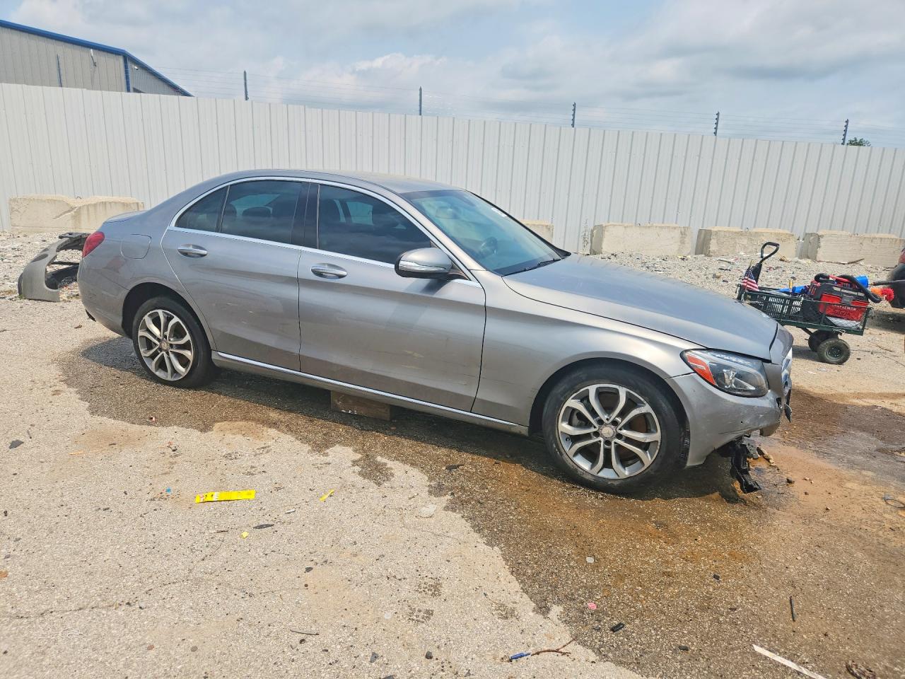 2015 Mercedes-benz C 300 4matic Silver vin: 55SWF4KB7FU055472
