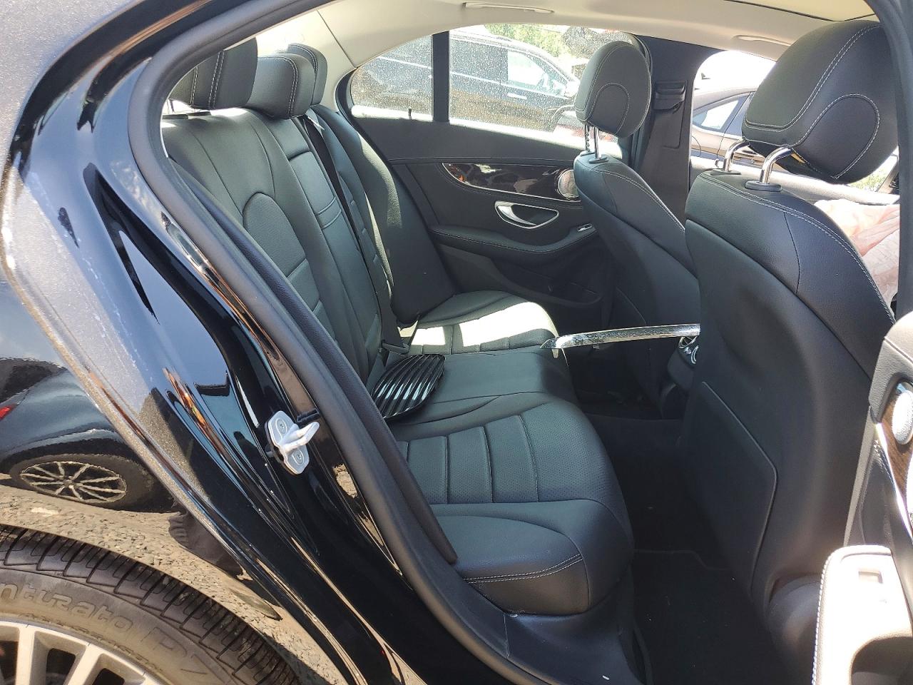 2015 Mercedes-benz C 300 4matic Black vin: 55SWF4KB7FU064186
