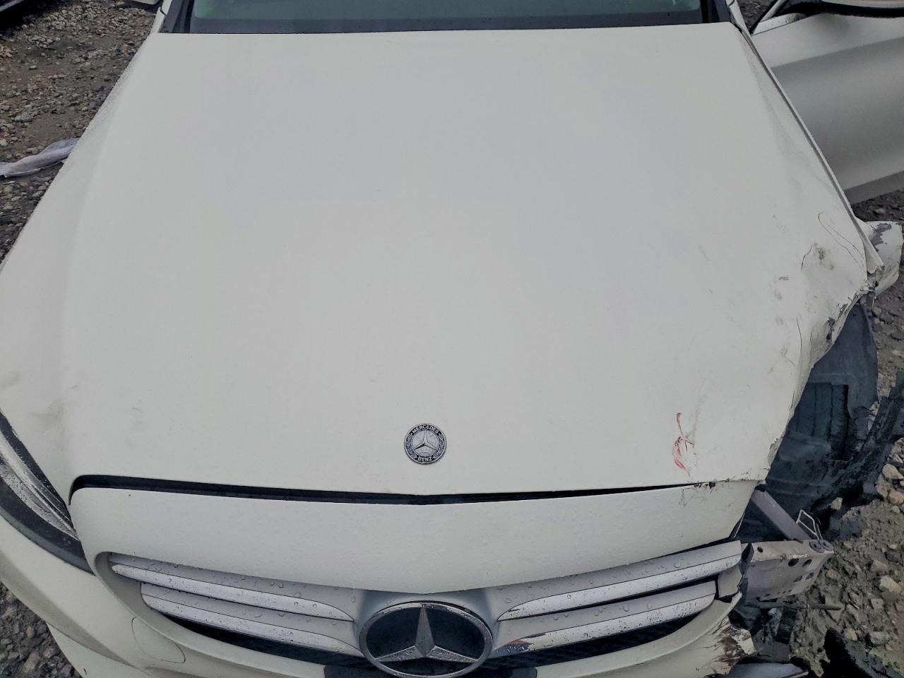2015 Mercedes-benz C 300 4matic White vin: 55SWF4KB7FU082266