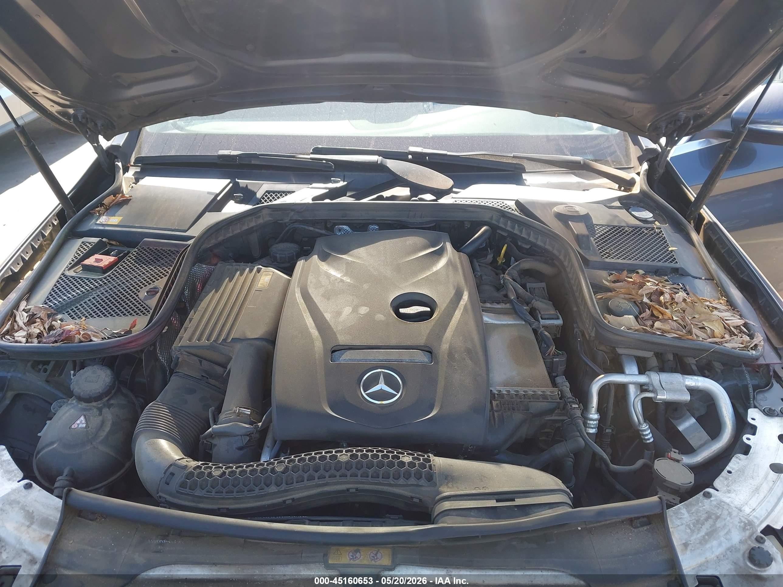 2015 Mercedes-benz C 300 4matic Navy vin: 55SWF4KB7FU084986