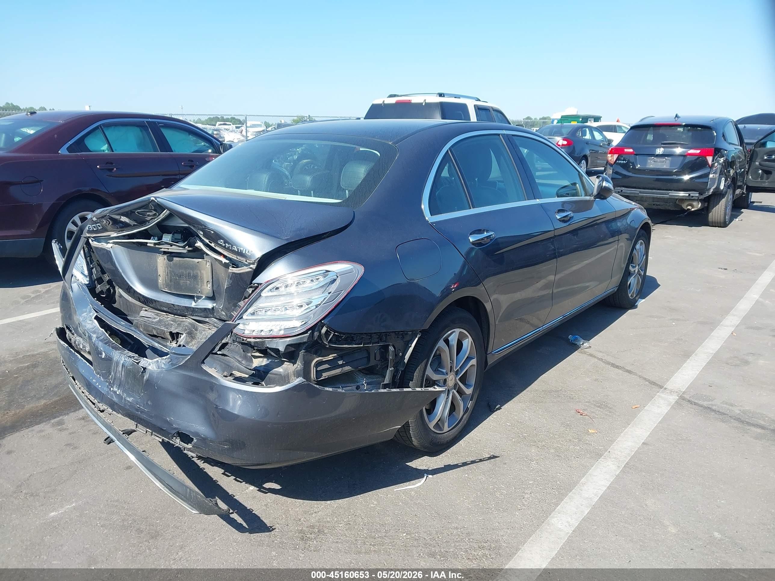 2015 Mercedes-benz C 300 4matic Navy vin: 55SWF4KB7FU084986