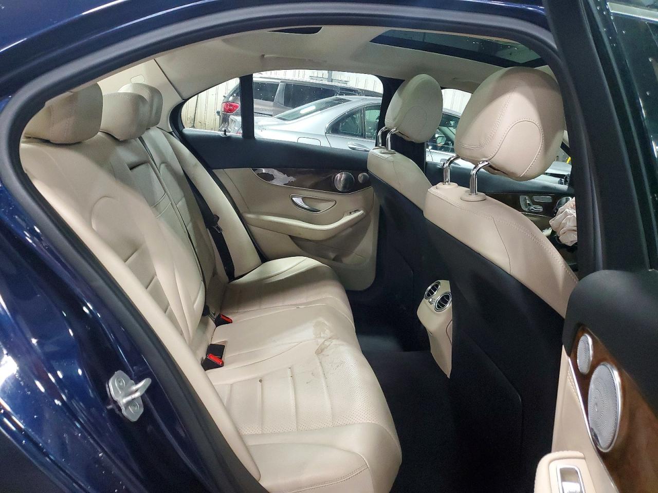 2016 Mercedes-benz C 300 4matic Blue vin: 55SWF4KB7GU105434