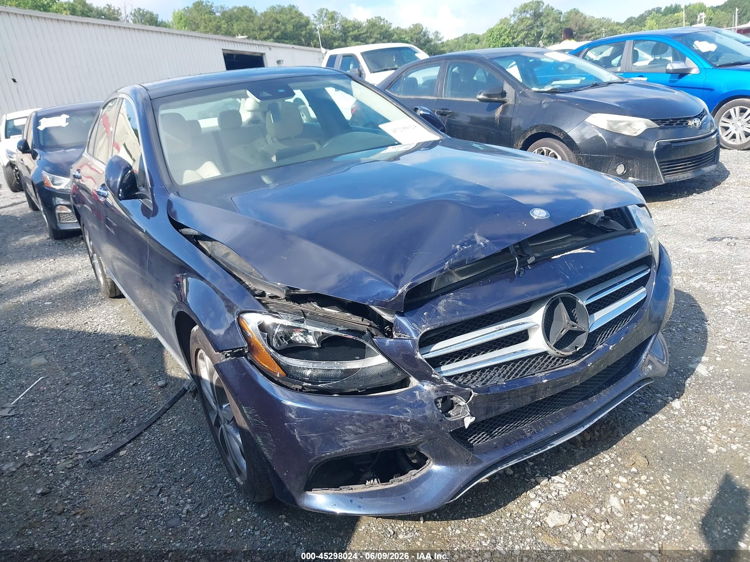 2016 Mercedes-benz C 300 4matic Blue vin: 55SWF4KB7GU140281