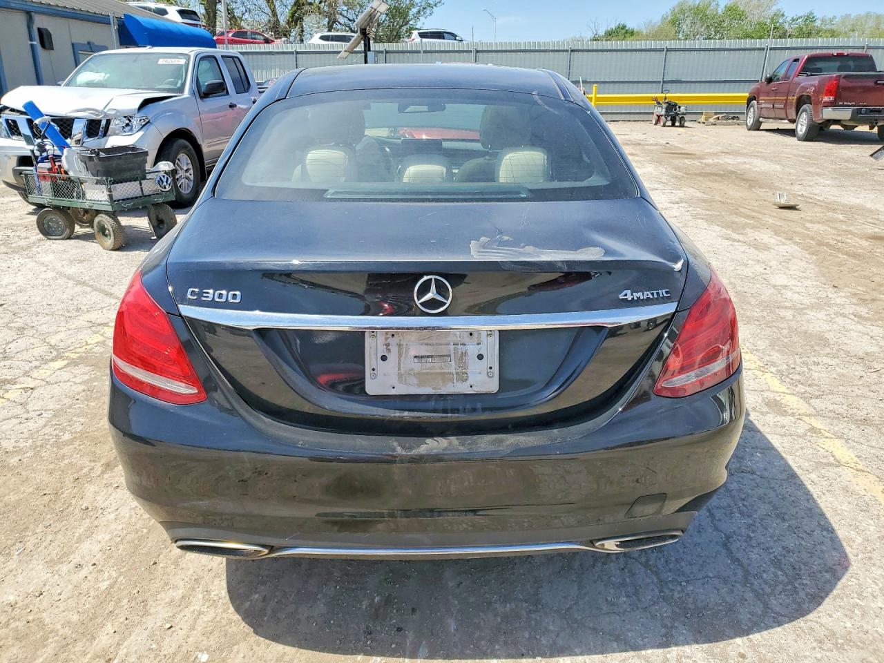 2015 Mercedes-benz C 300 4matic Black vin: 55SWF4KB8FU002070