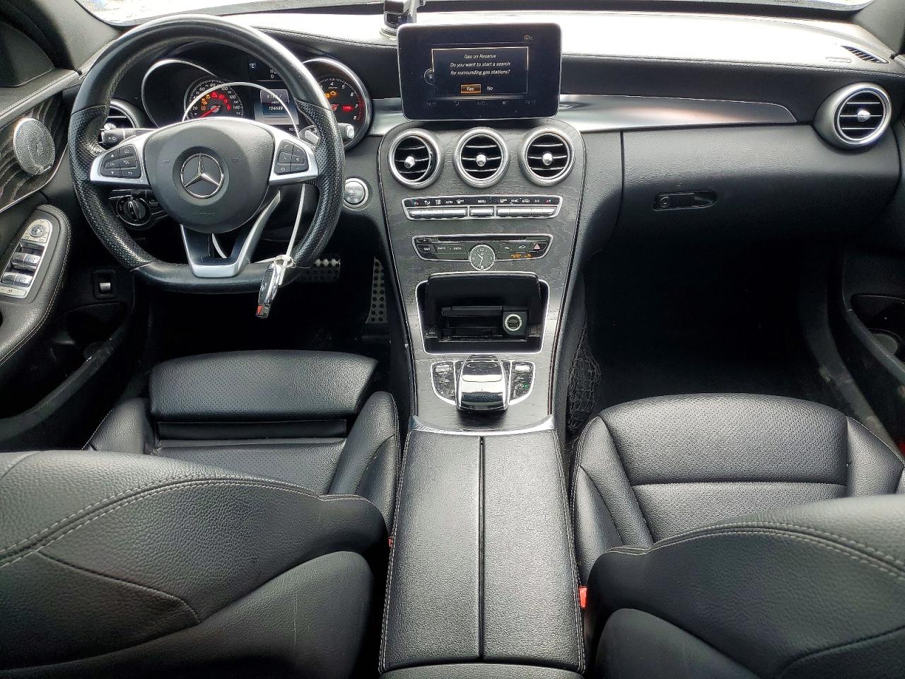 2015 Mercedes-benz C 300 4matic Серебряный vin: 55SWF4KB8FU005616
