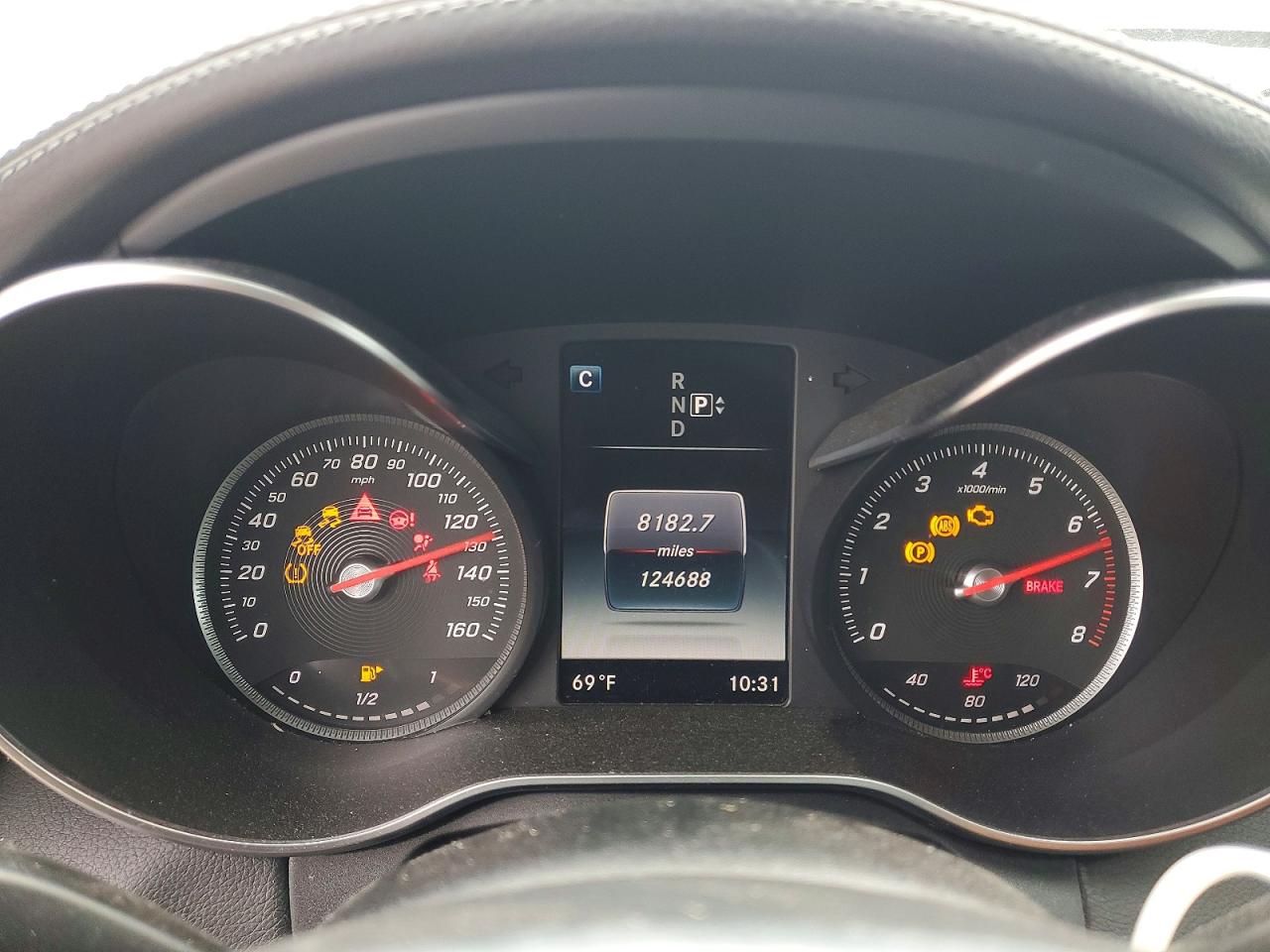 2015 Mercedes-benz C 300 4matic Серебряный vin: 55SWF4KB8FU005616