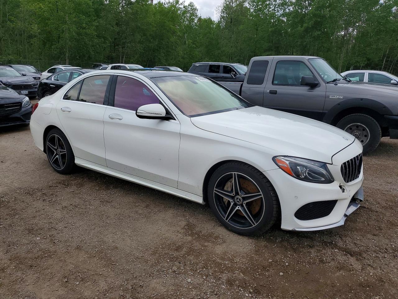 2015 Mercedes-benz C 300 4matic White vin: 55SWF4KB8FU005843