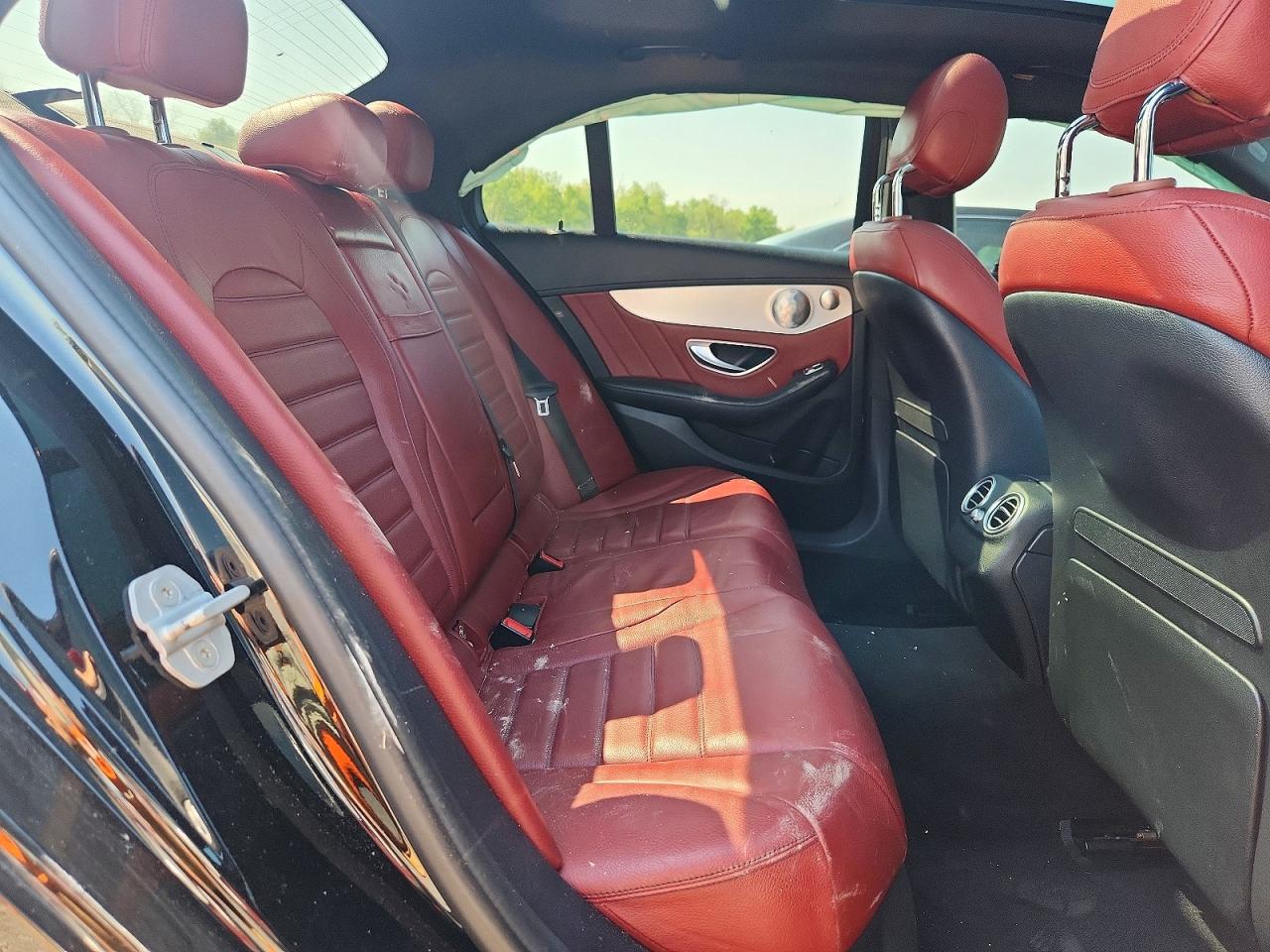 2015 Mercedes-benz C 300 4matic Black vin: 55SWF4KB8FU006099