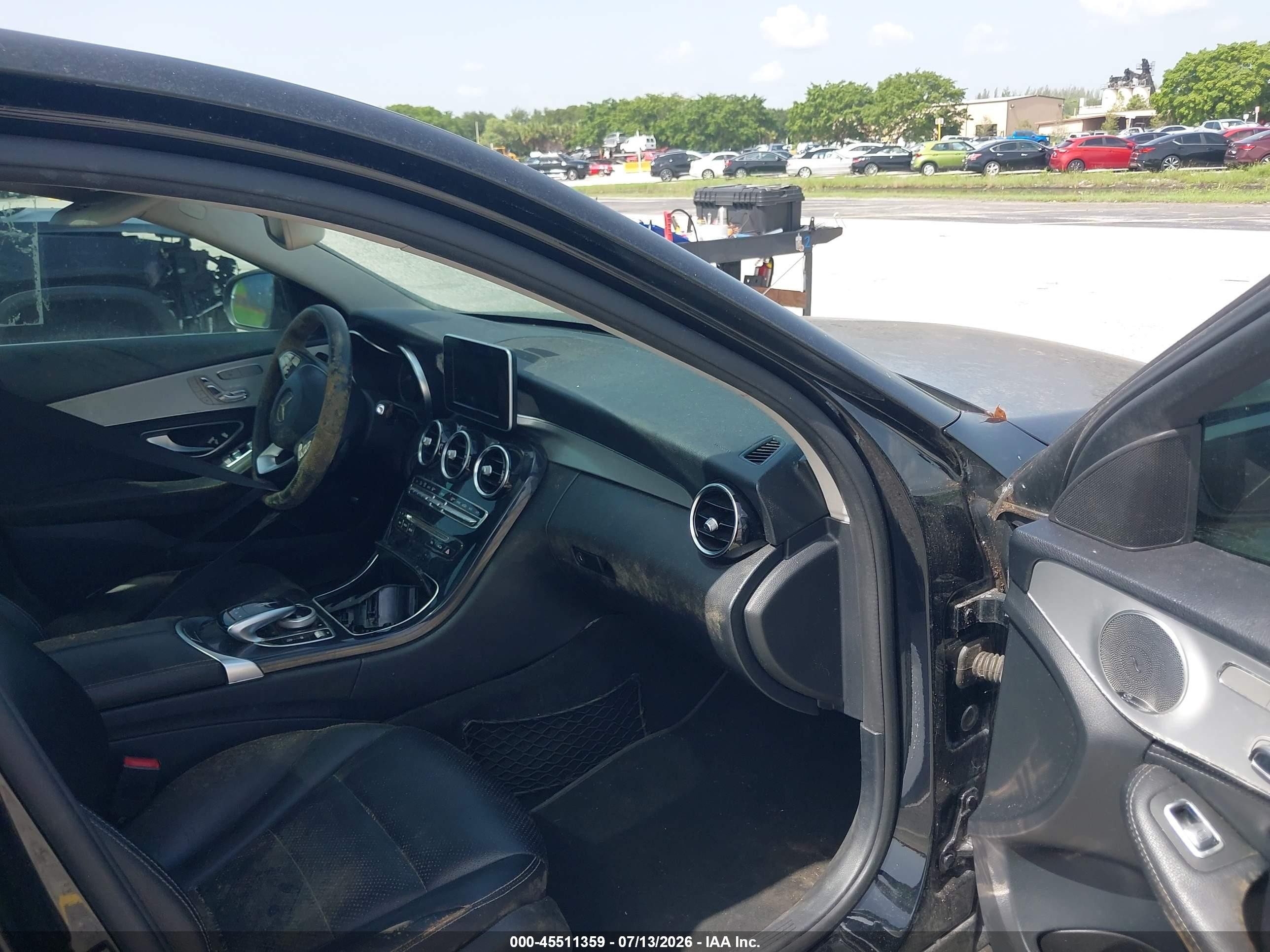 2015 Mercedes-benz C 300 4matic Black vin: 55SWF4KB8FU007253