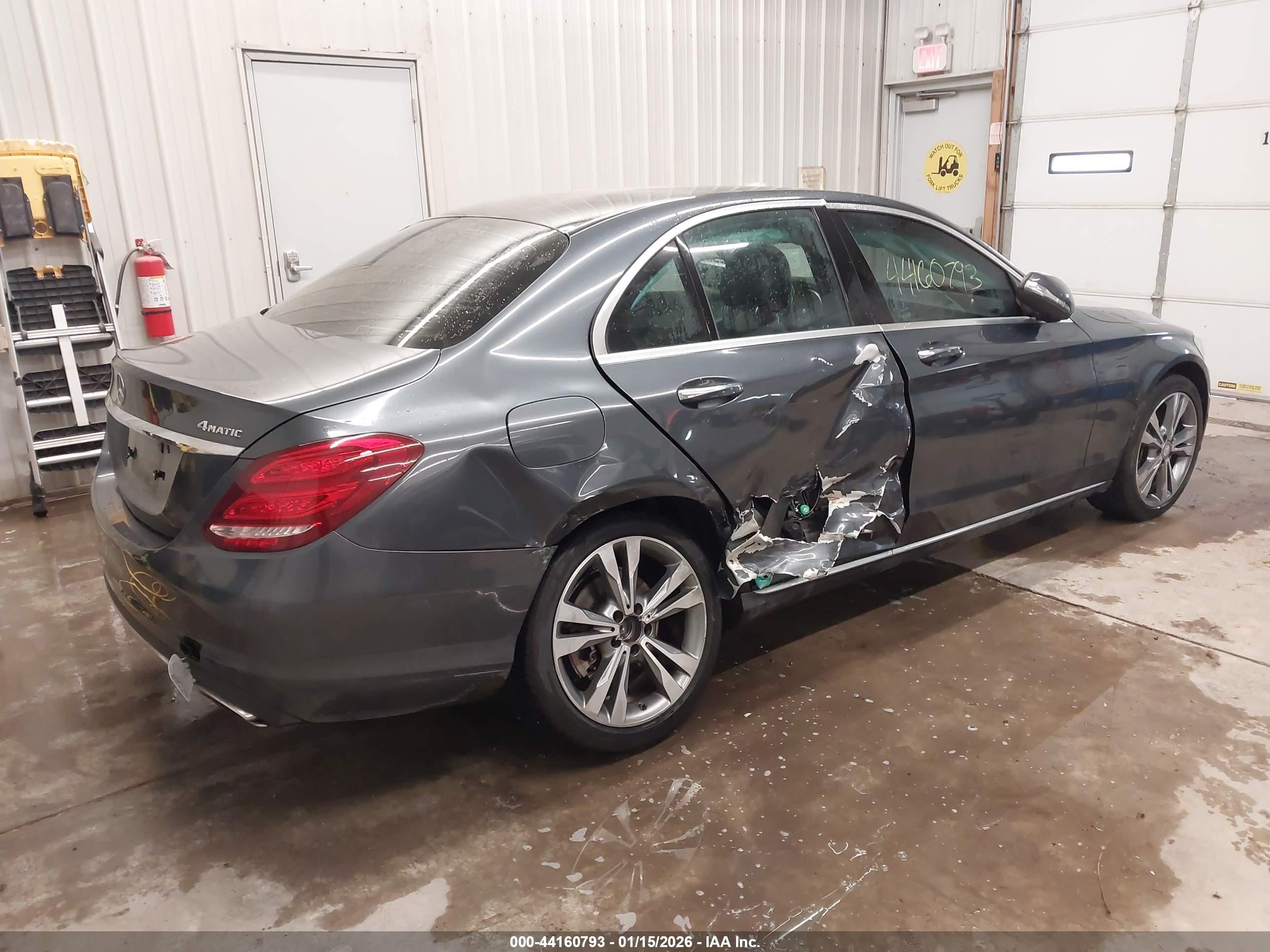2015 Mercedes-benz C 300 4matic Gray vin: 55SWF4KB8FU009052