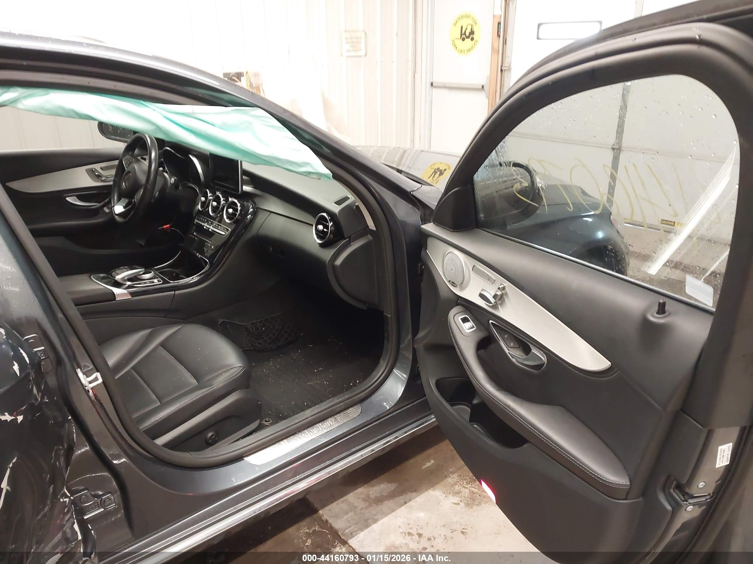 2015 Mercedes-benz C 300 4matic Gray vin: 55SWF4KB8FU009052