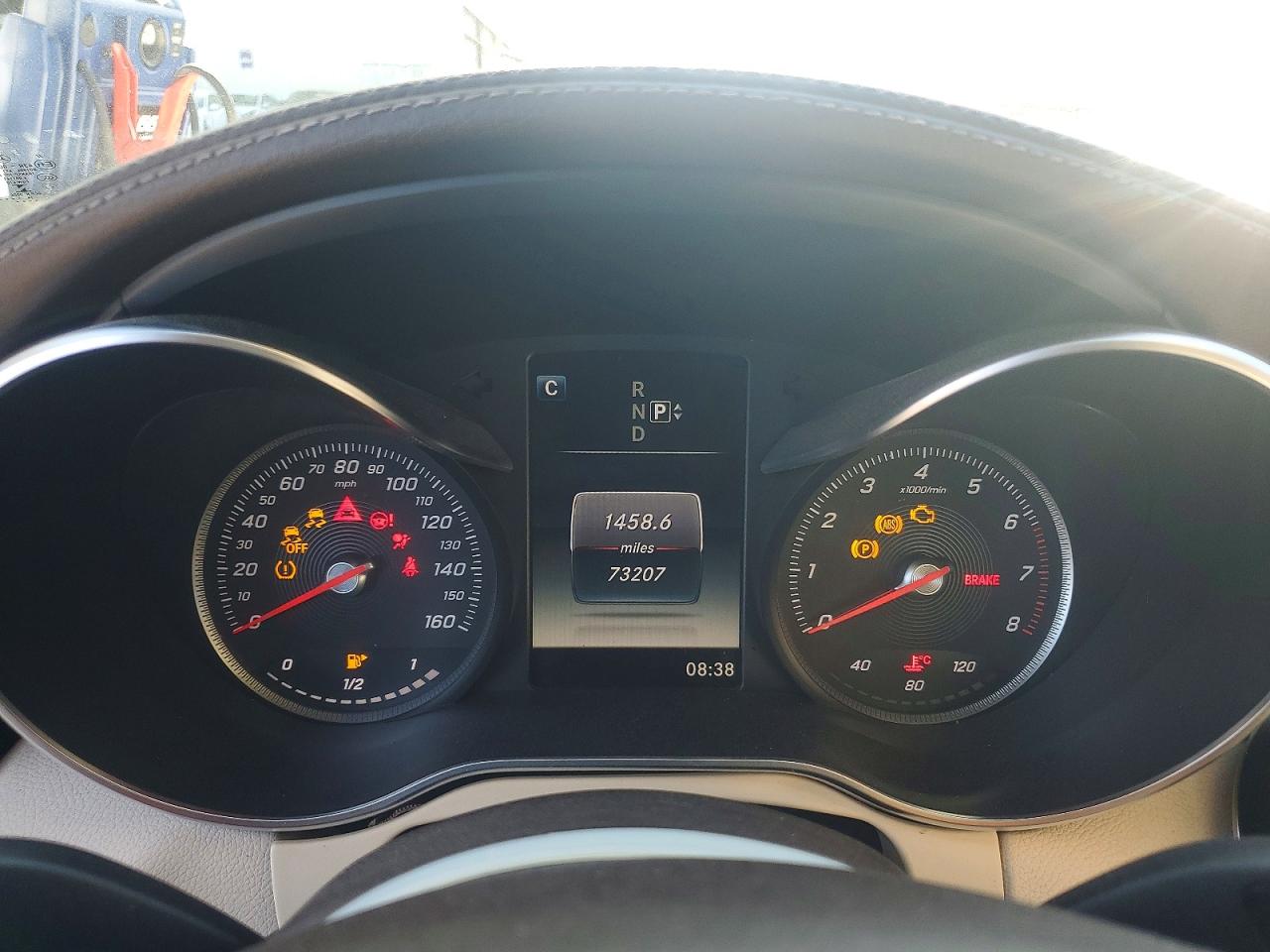 2015 Mercedes-benz C 300 4matic Белый vin: 55SWF4KB8FU011058