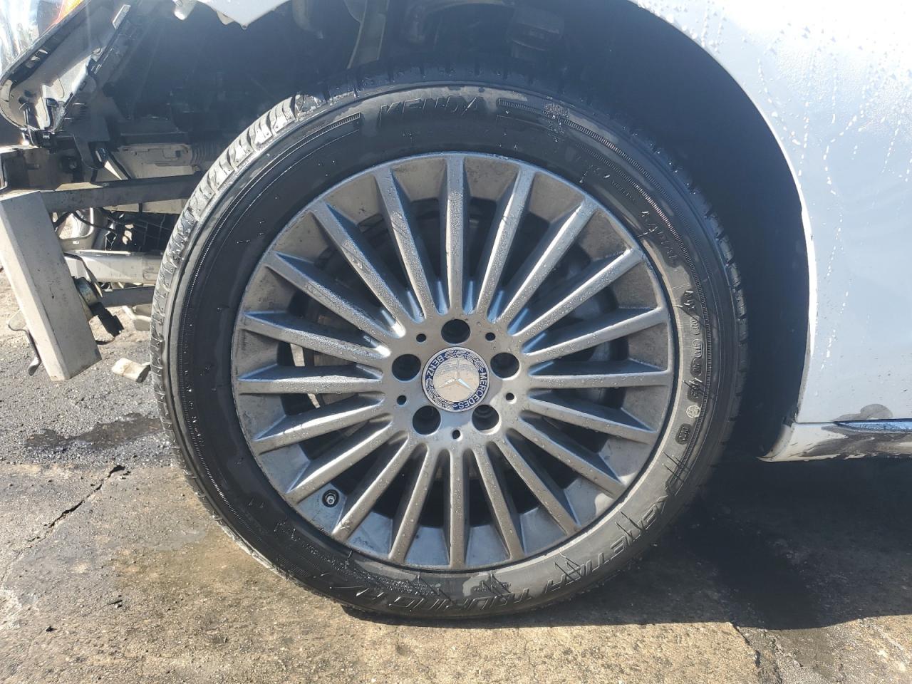 2015 Mercedes-benz C 300 4matic Белый vin: 55SWF4KB8FU011058 Damage: Left Front Wheel, Curb Rash, > 12 Inches