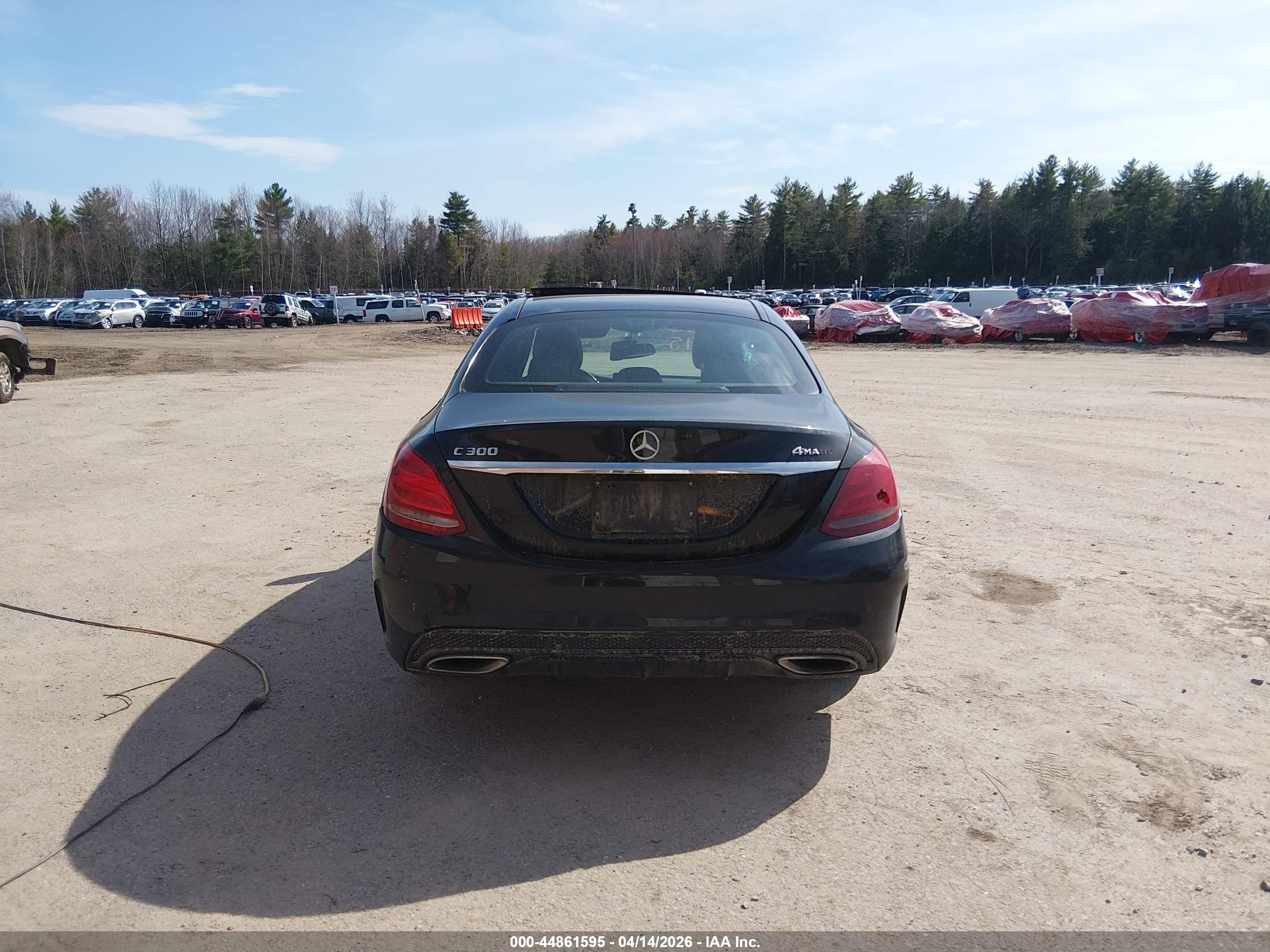 2015 Mercedes-benz C 300 Sport 4matic Black vin: 55SWF4KB8FU020794