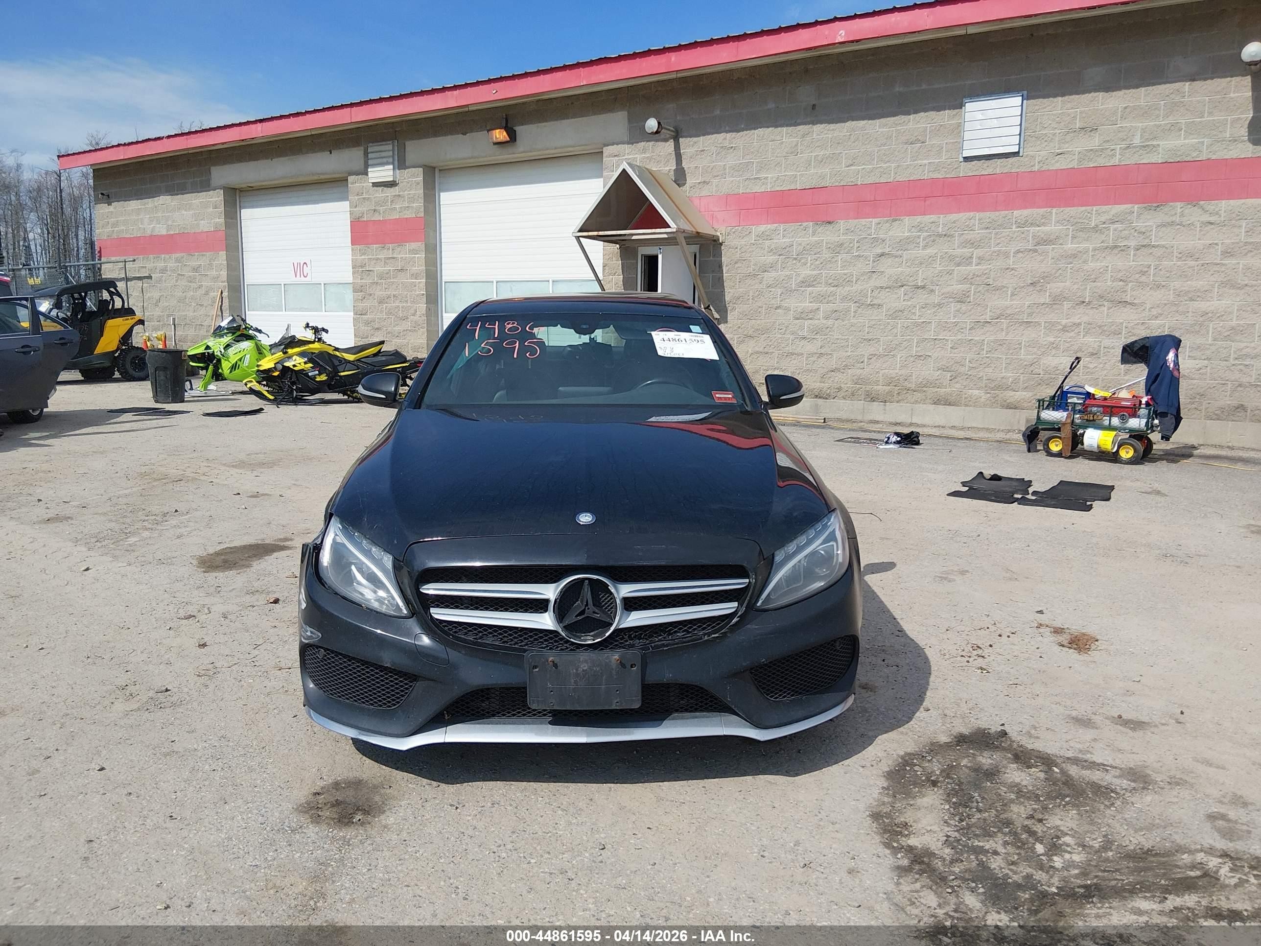 2015 Mercedes-benz C 300 Sport 4matic Black vin: 55SWF4KB8FU020794