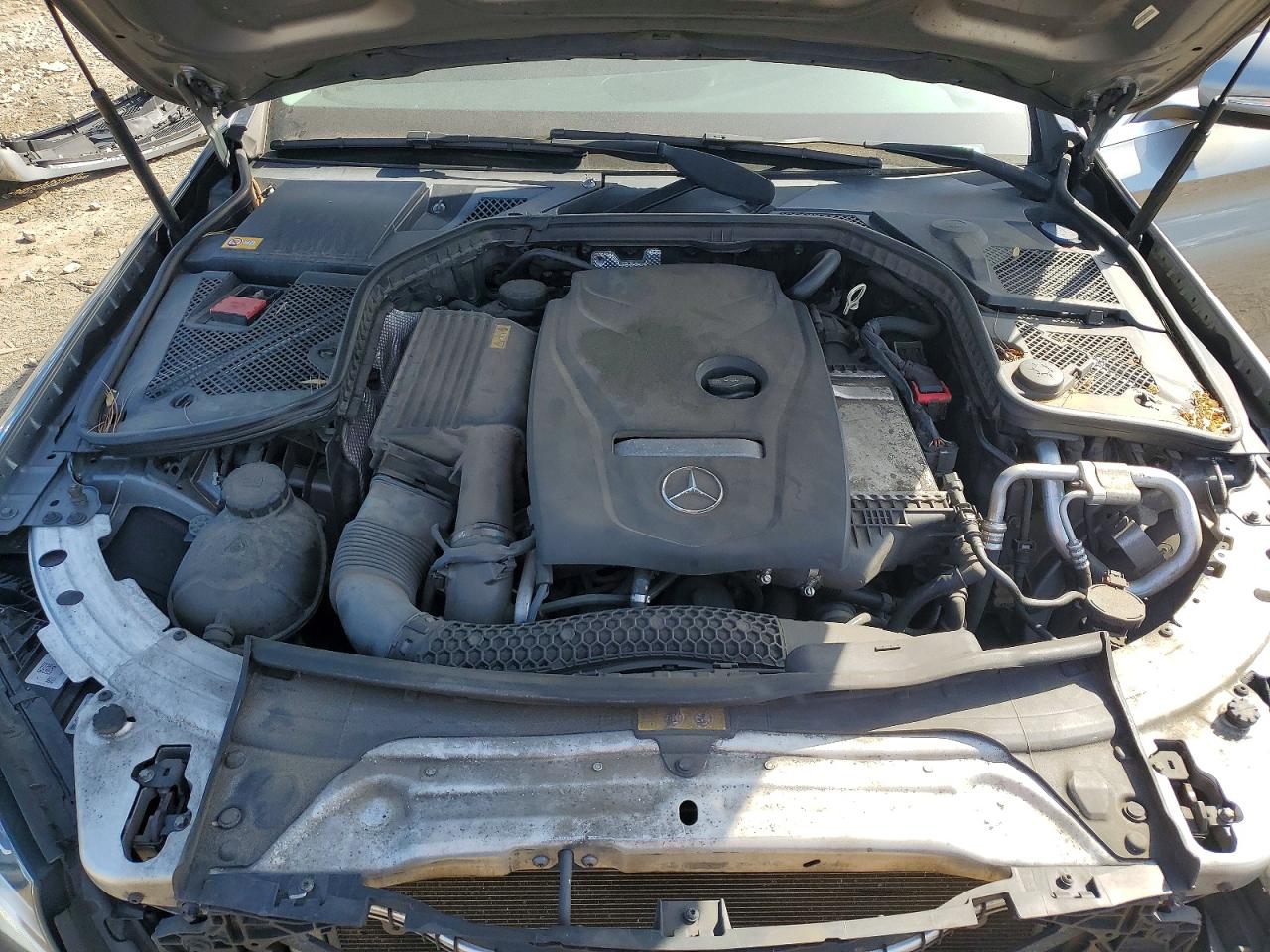 2015 Mercedes-benz C 300 4matic Silver vin: 55SWF4KB8FU022299