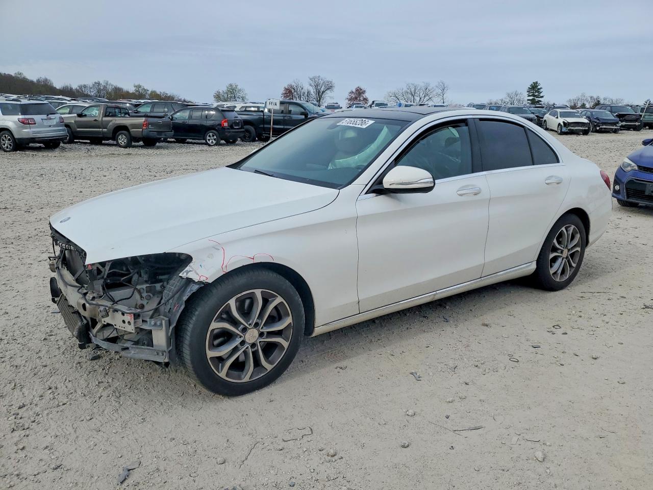 2015 Mercedes-benz C 300 4matic White vin: 55SWF4KB8FU023064