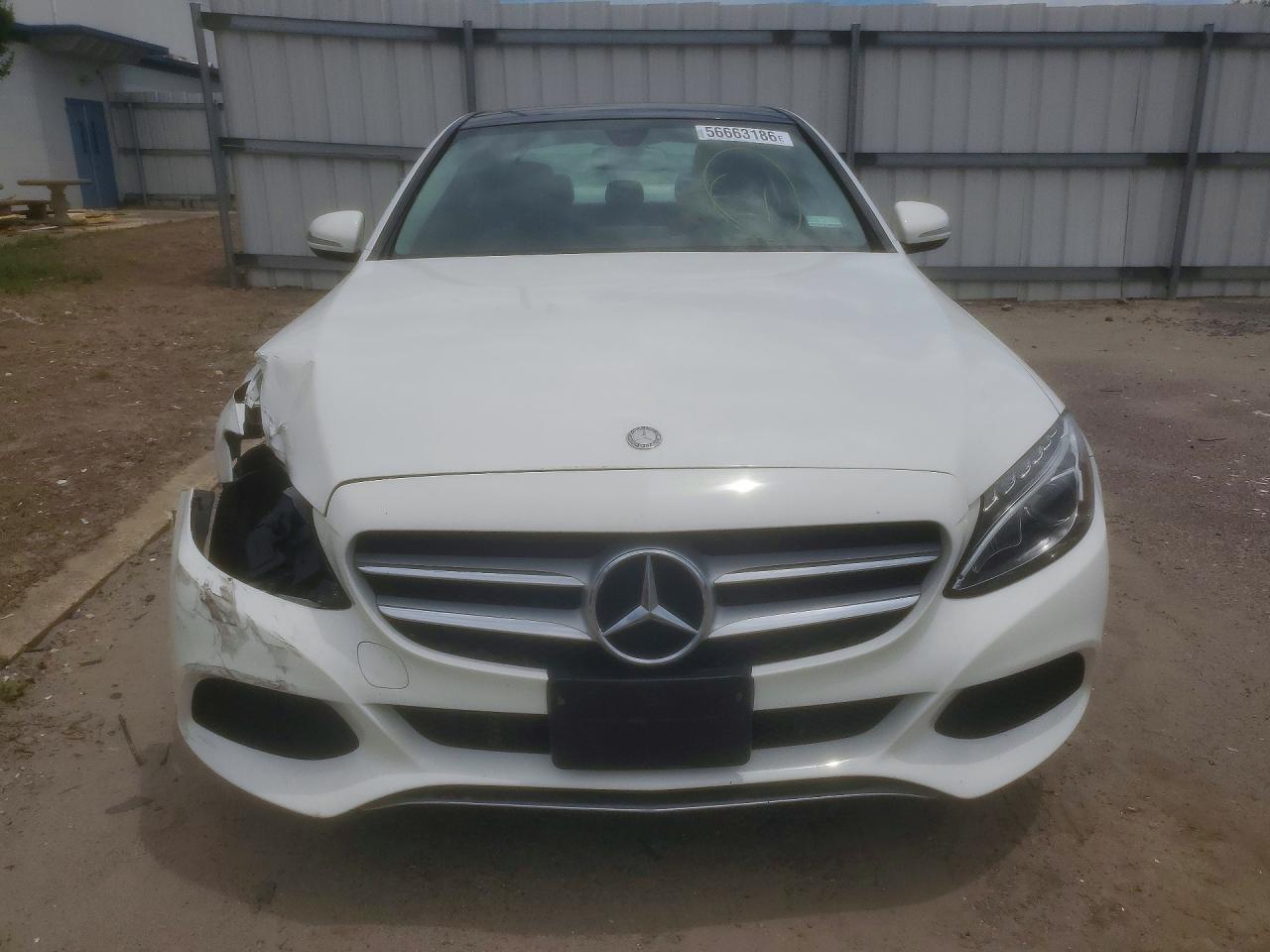 2015 Mercedes-benz C 300 4matic White vin: 55SWF4KB8FU036901