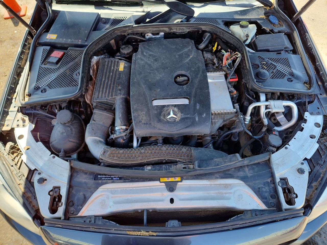 2015 Mercedes-benz C 300 4matic Charcoal vin: 55SWF4KB8FU038101