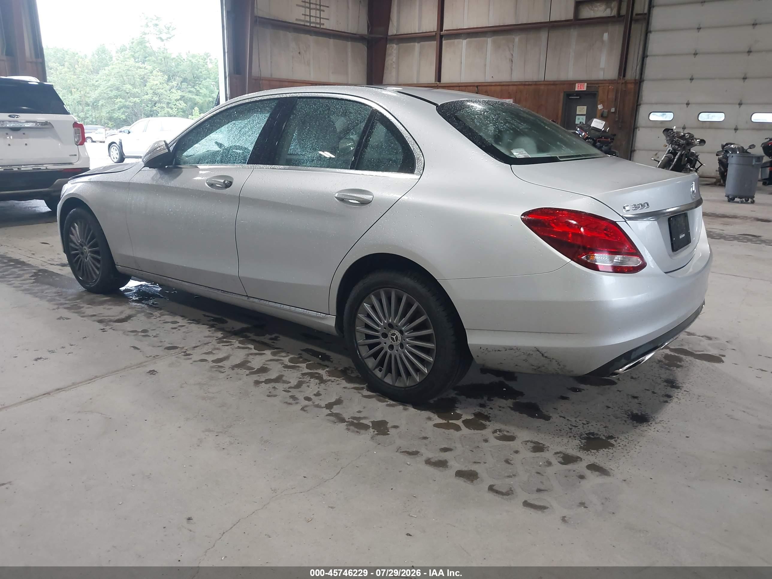 2015 Mercedes-benz C 300 Luxury 4matic Gray vin: 55SWF4KB8FU039782