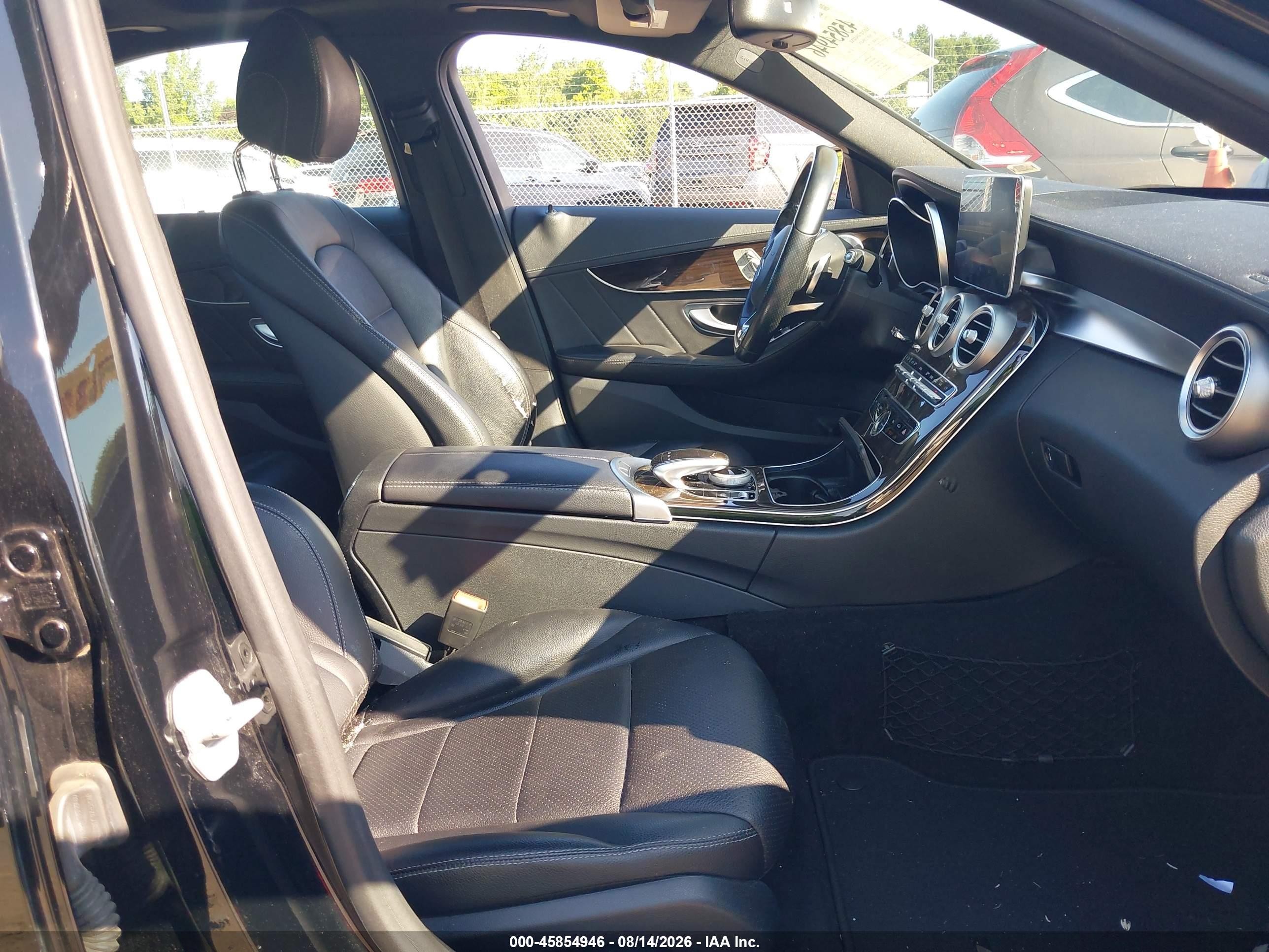 2015 Mercedes-benz C 300 Sport 4matic Black vin: 55SWF4KB8FU051088
