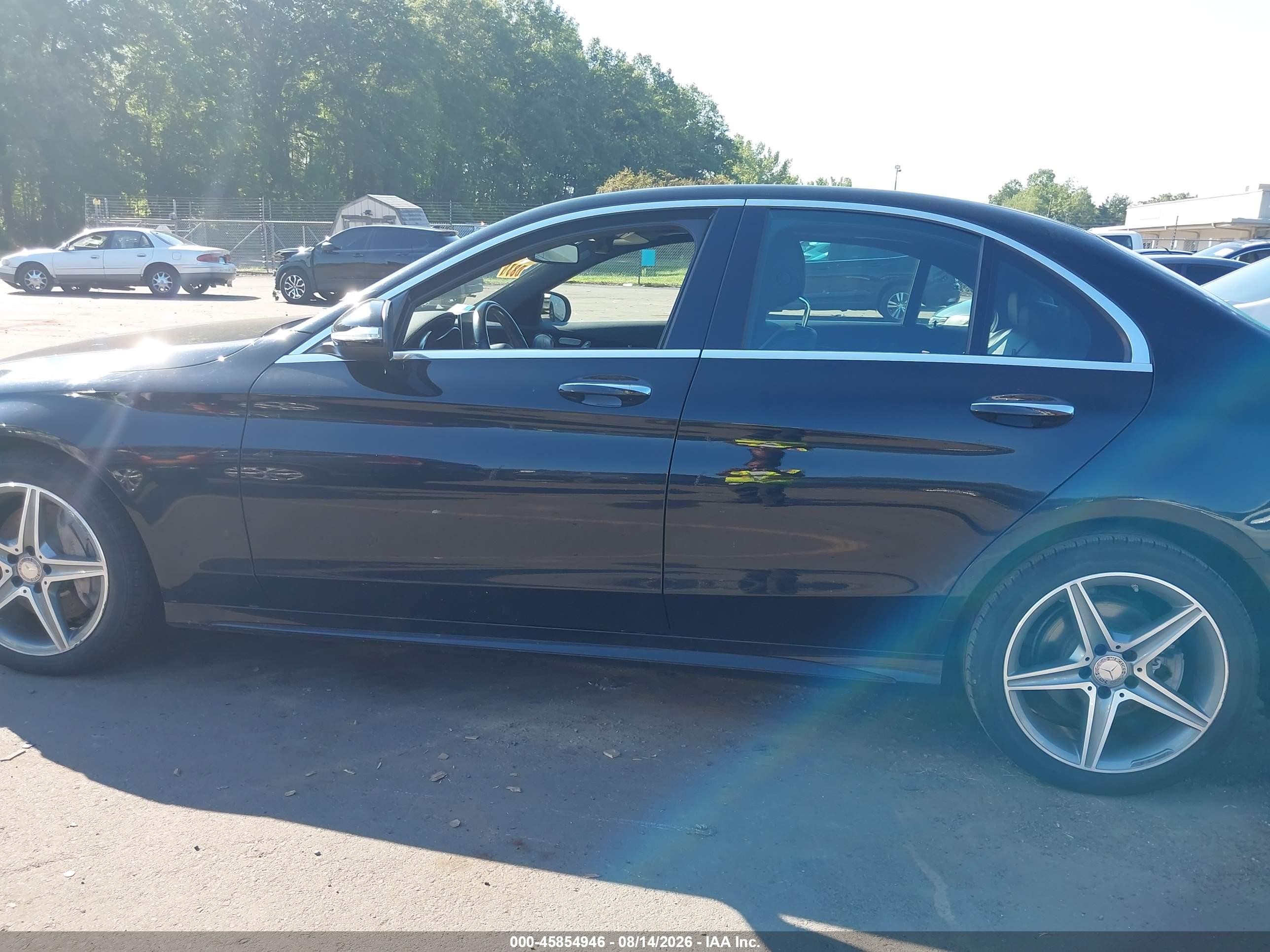 2015 Mercedes-benz C 300 Sport 4matic Black vin: 55SWF4KB8FU051088