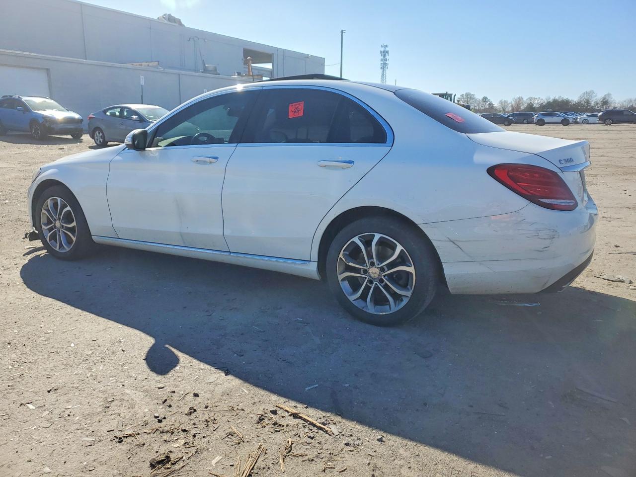 2015 Mercedes-benz C 300 4matic White vin: 55SWF4KB8FU058235