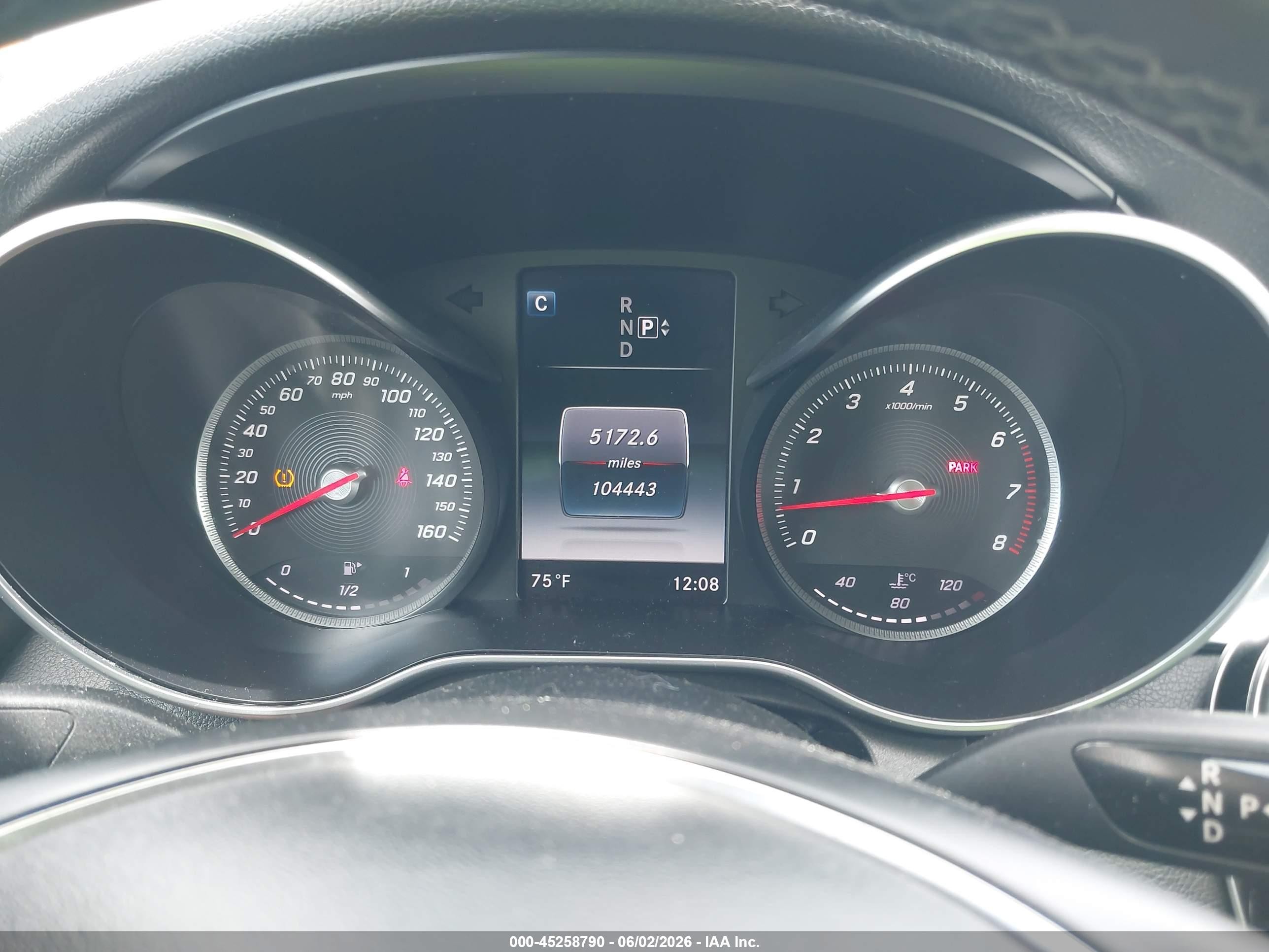 2015 Mercedes-benz C 300 4matic Silver vin: 55SWF4KB8FU087105