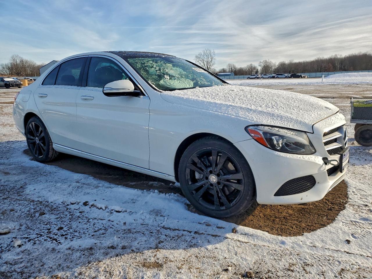 2015 Mercedes-benz C 300 4matic White vin: 55SWF4KB8FU088447