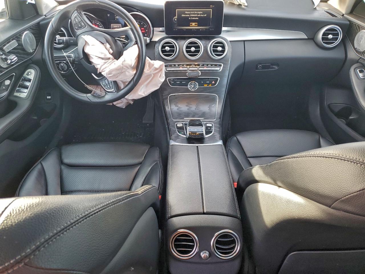 2015 Mercedes-benz C 300 4matic White vin: 55SWF4KB8FU088447