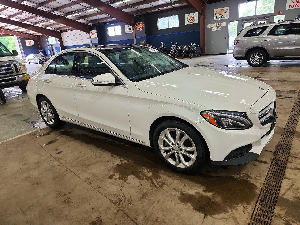 2015 Mercedes-benz C 300 4matic White vin: 55SWF4KB8FU095267