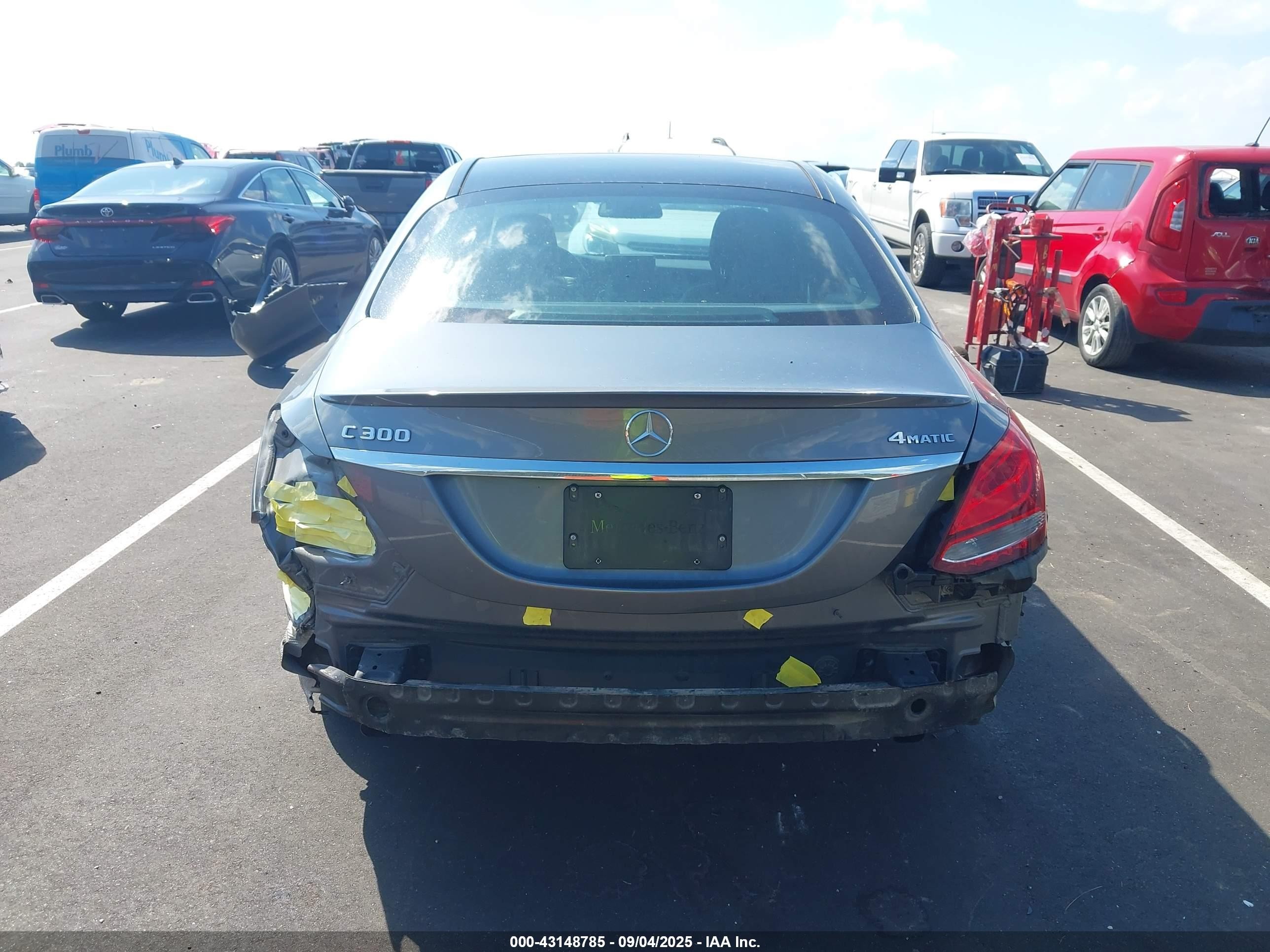 2018 Mercedes-benz C 300 4matic Silver vin: 55SWF4KB8JU280931
