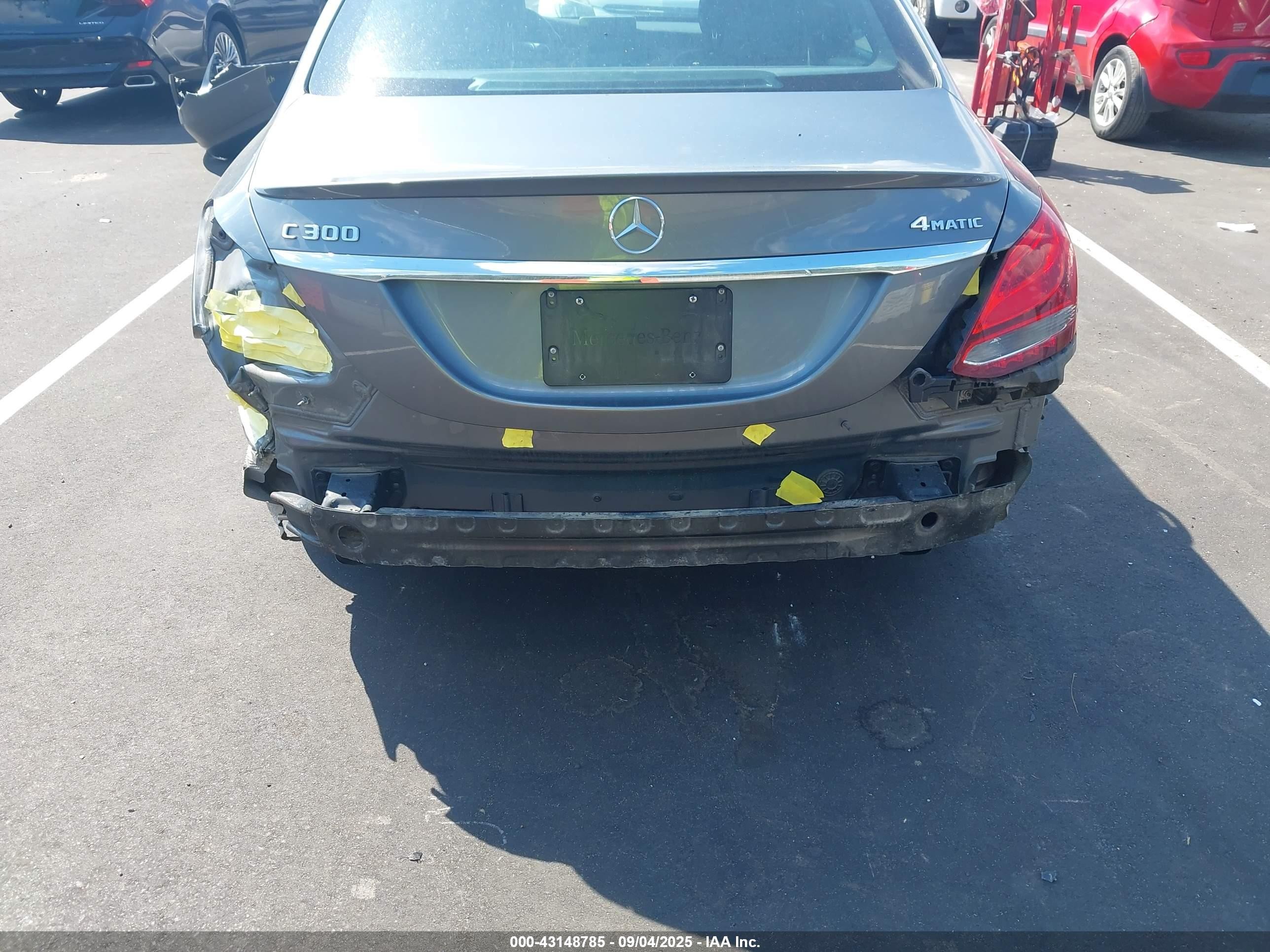 2018 Mercedes-benz C 300 4matic Silver vin: 55SWF4KB8JU280931